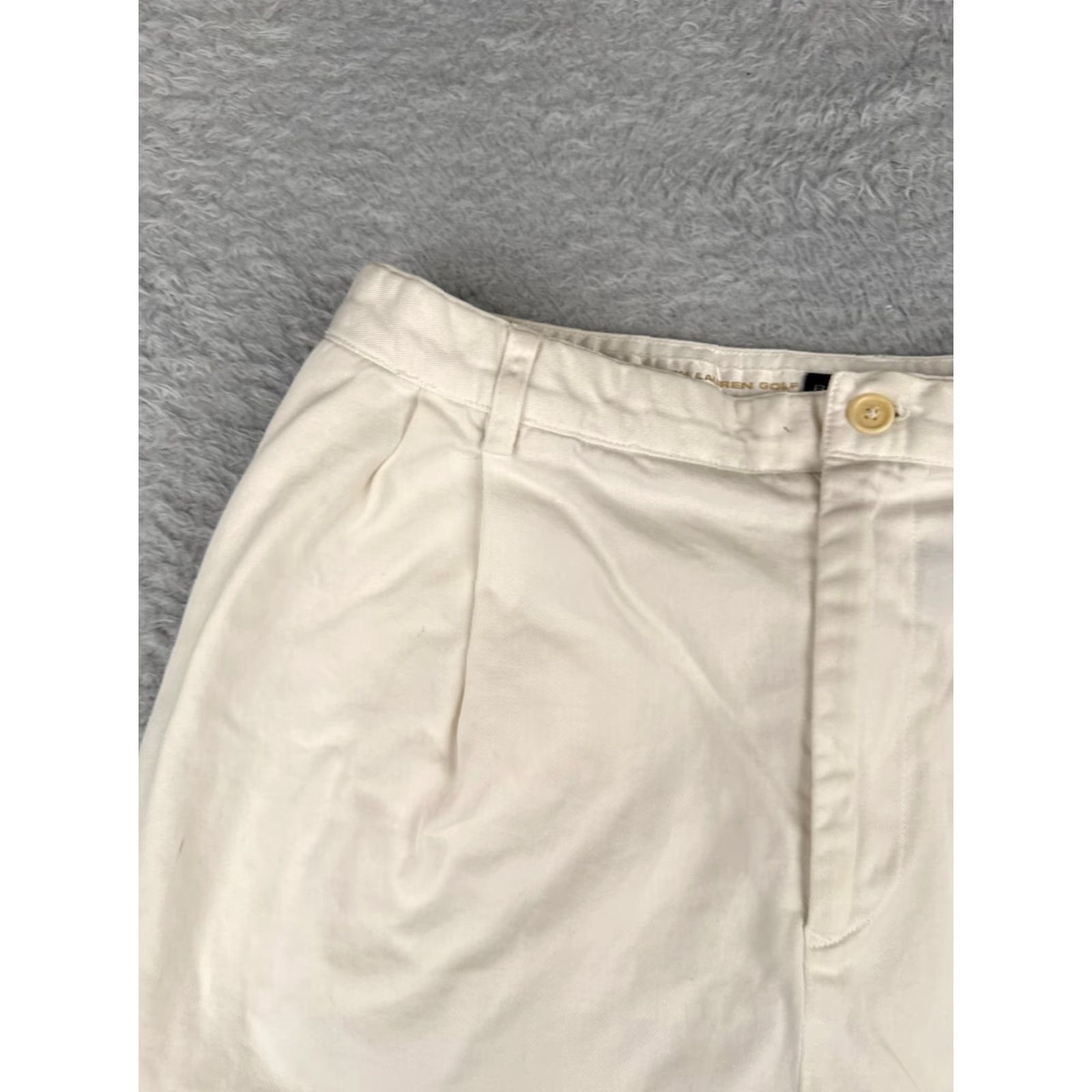 Ralph Lauren Ralph Lauren Golf Shorts Women 8 White Cotton Twill Pleated Regular Inseam 6 in Golf Casual Travel Size 30" / US 8 / IT 44 - 4 Thumbnail
