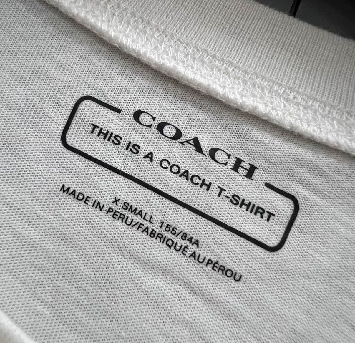 Coach Coach white front letter printed short sleeve J41 Size US XS / EU 42 / 0 - 3 Thumbnail