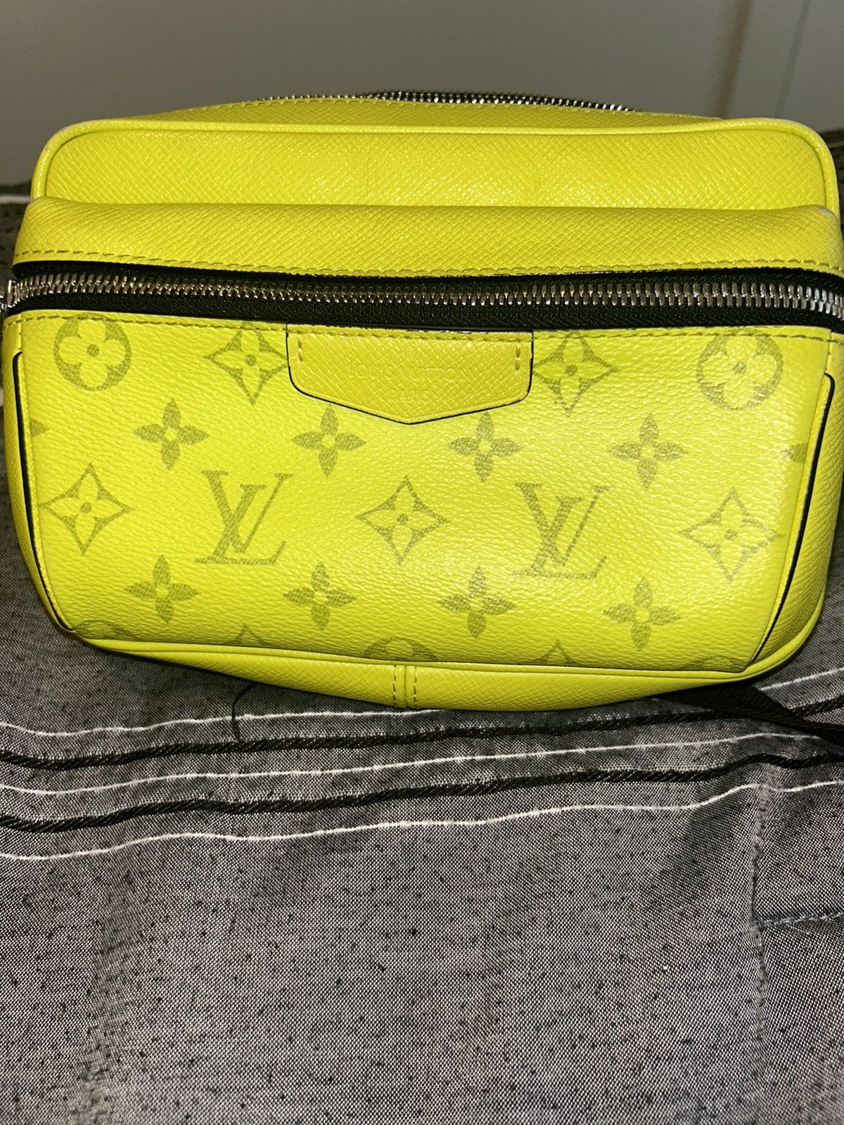 Louis Vuitton Louis Vuitton Bum Bag Grailed