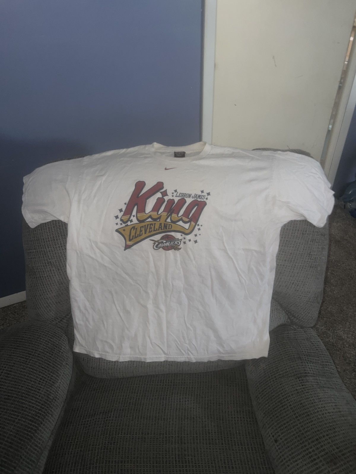 Nike Nike Team Cavaliers LeBron James King Cleveland Tee Size US XL / EU 56 / 4 - 1 Thumbnail