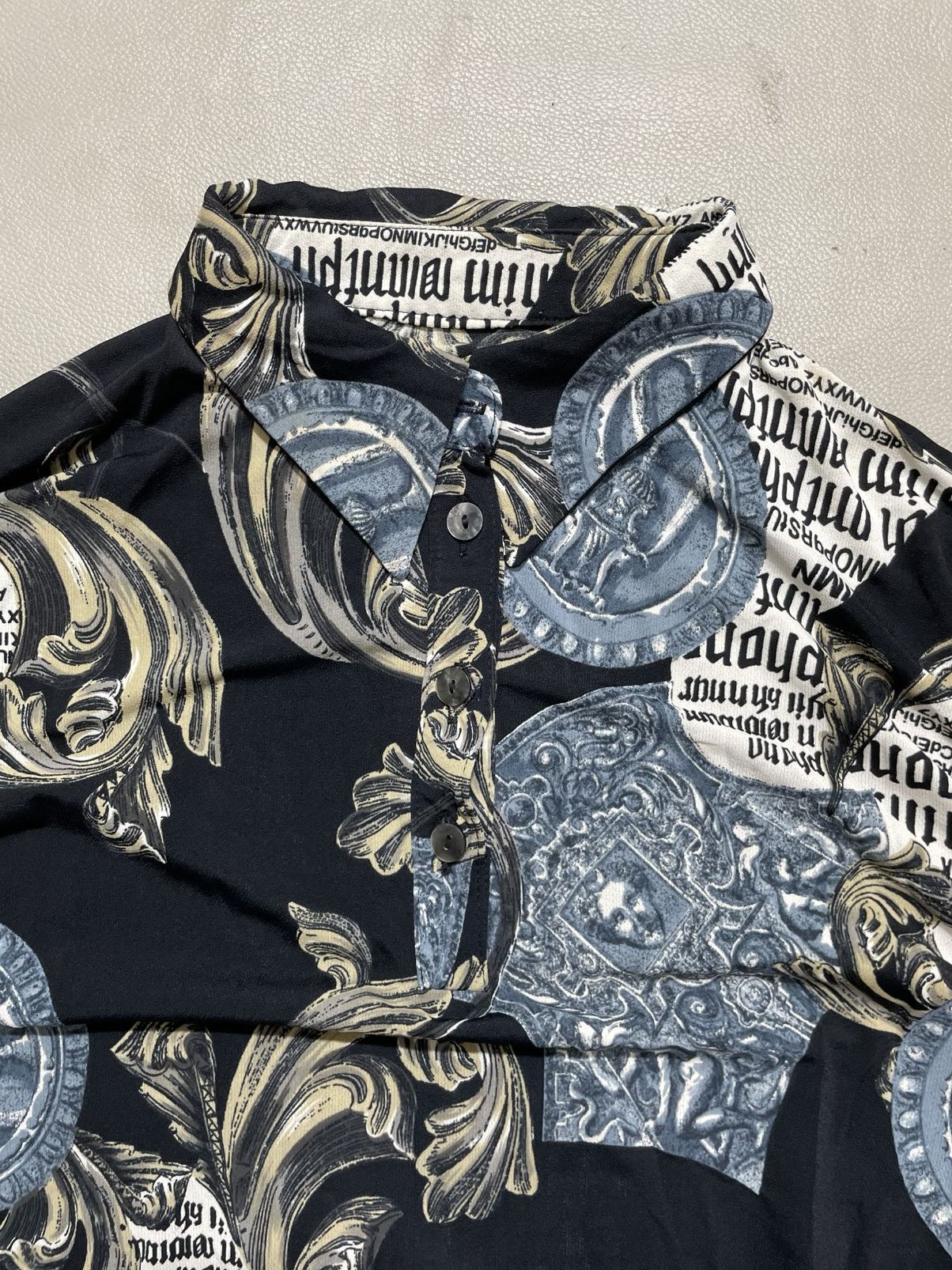 Japanese Brand Undefined Classic baroque button longsleeve gaultier style Size M / US 6-8 / IT 42-44 - 3 Thumbnail