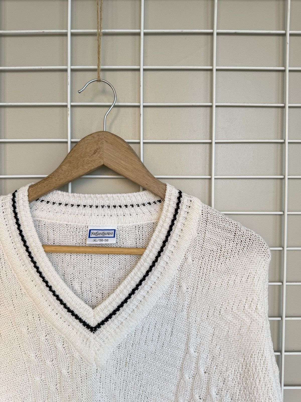 Yves Saint Laurent Yves Saint Laurent V-Neck Vintage Knit Sweater Mens Size XL Size US XL / EU 56 / 4 - 6 Thumbnail