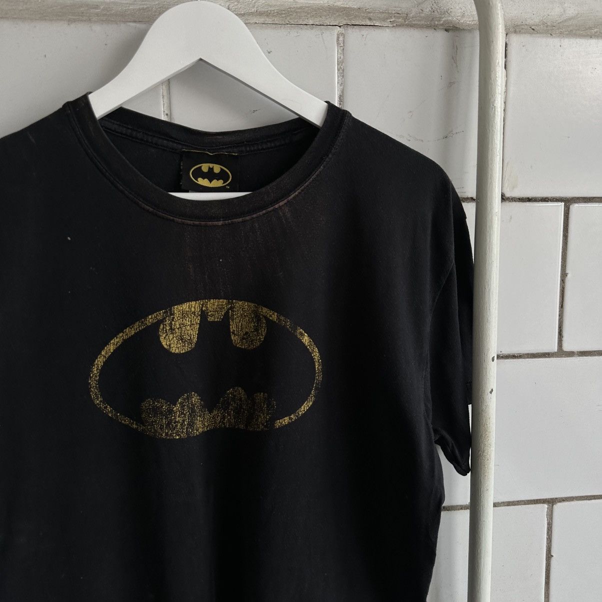 DC Comics Vintage Japanese Style Adult Batman T-shirts Big Logo Size US L / EU 52-54 / 3 - 5 Thumbnail