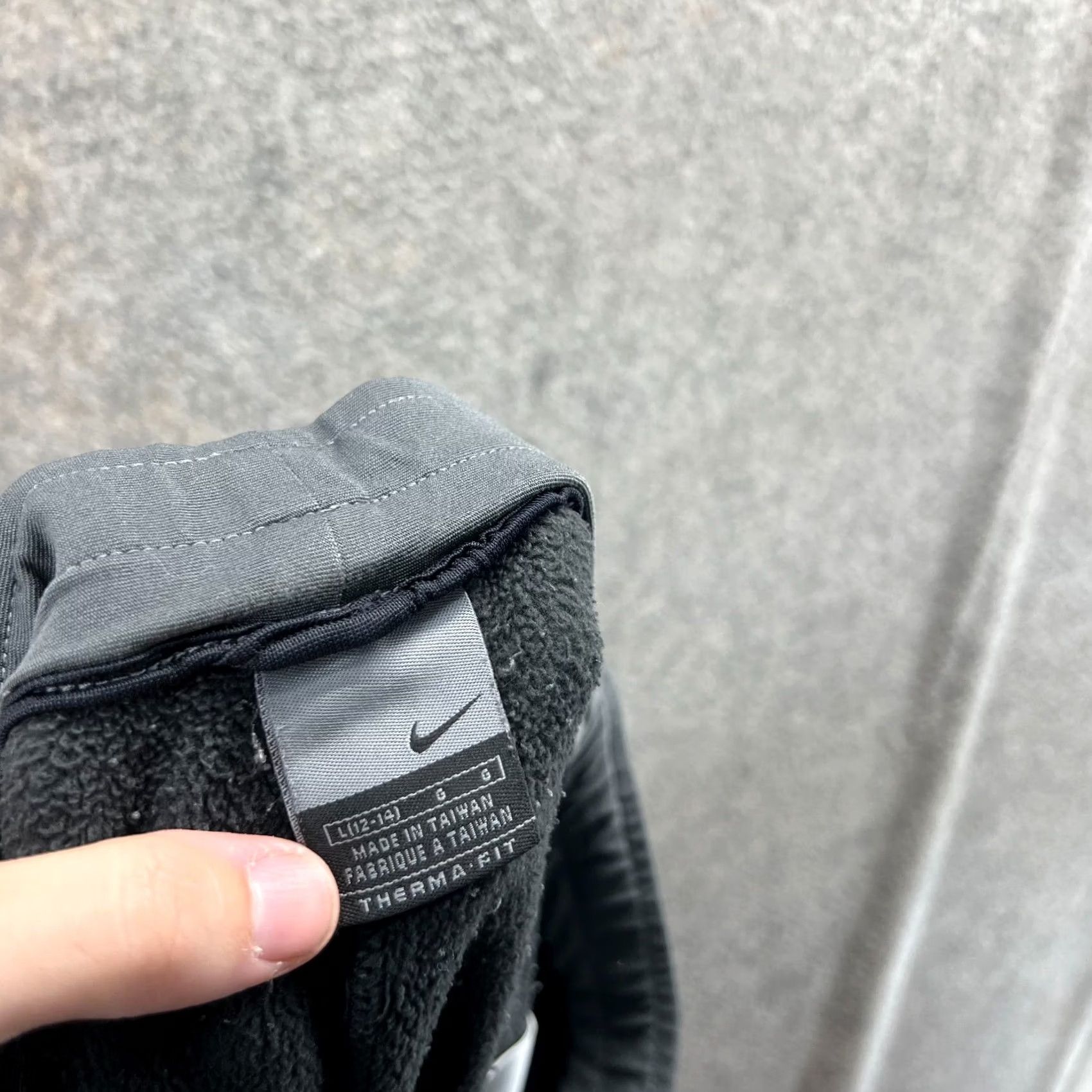 Nike VINTAGE Nike Pants Womens Large Black Therma Straight Leg Fleece Y2K Sweatpants Size 36" / US 14 / IT 50 - 4 Thumbnail