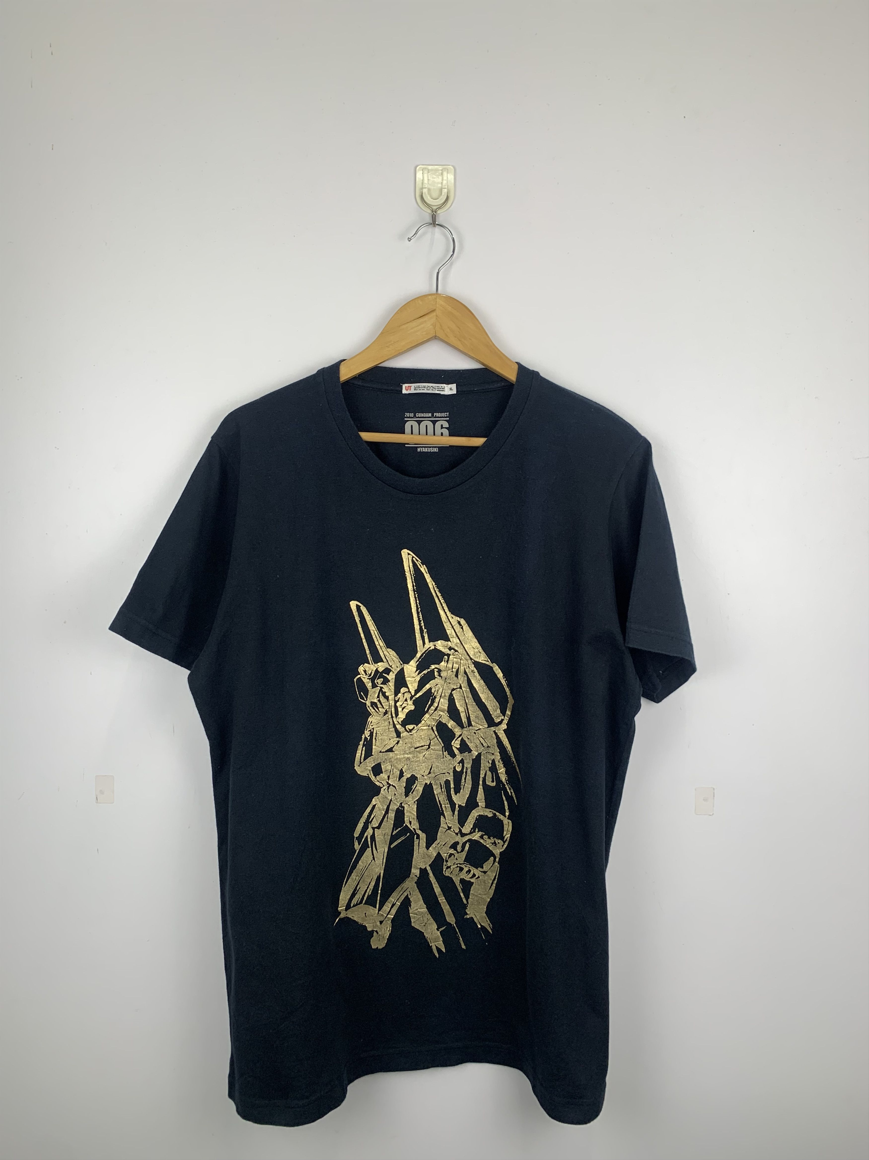 Uniqlo 2010 Gundam Project Tees TA0087 Size US XL / EU 56 / 4 - 1 Thumbnail