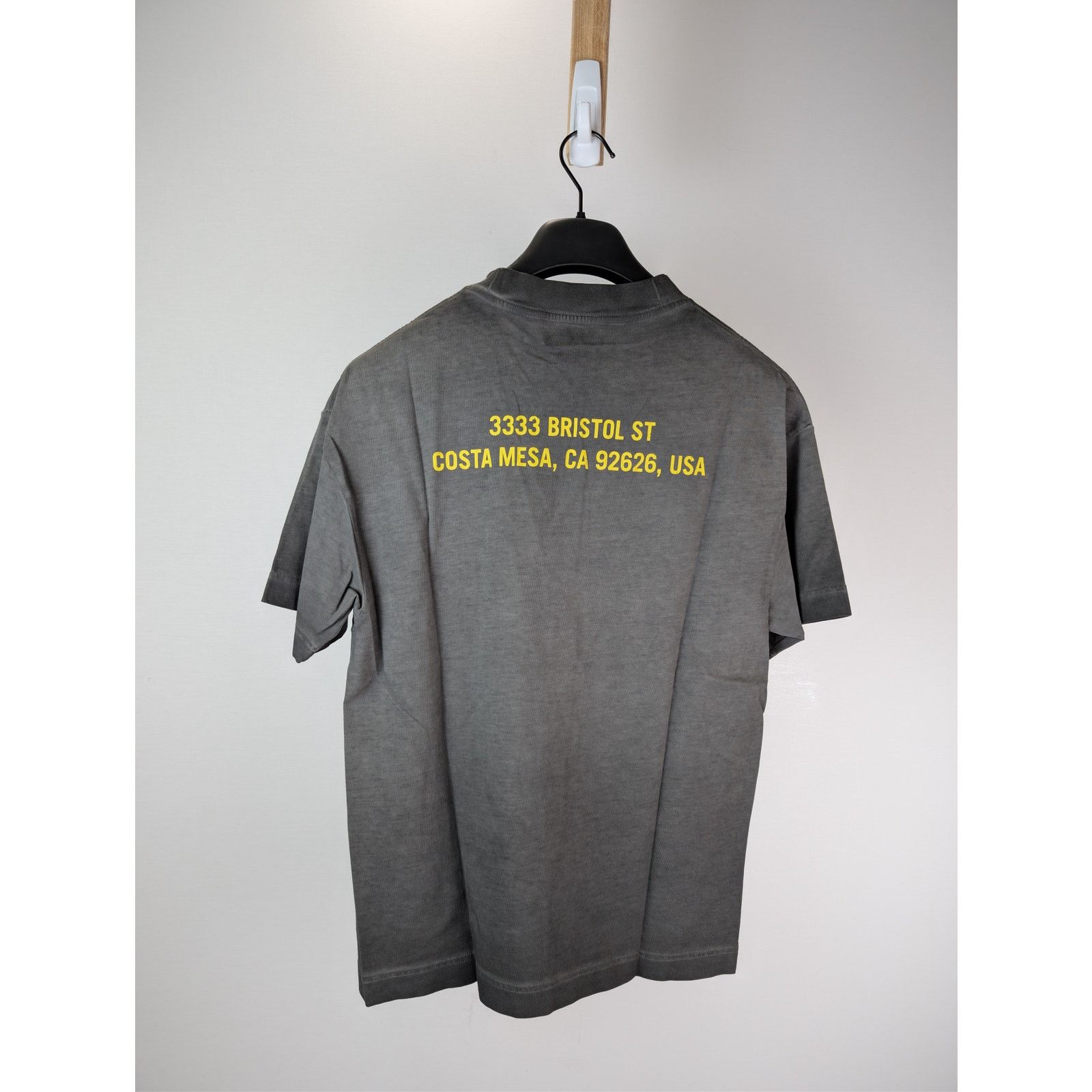 Palm Angels o1rshd1 Los Angeles Garment Dyed Sprayed T-Shirt in Black Size US S / EU 44-46 / 1 - 15 Thumbnail