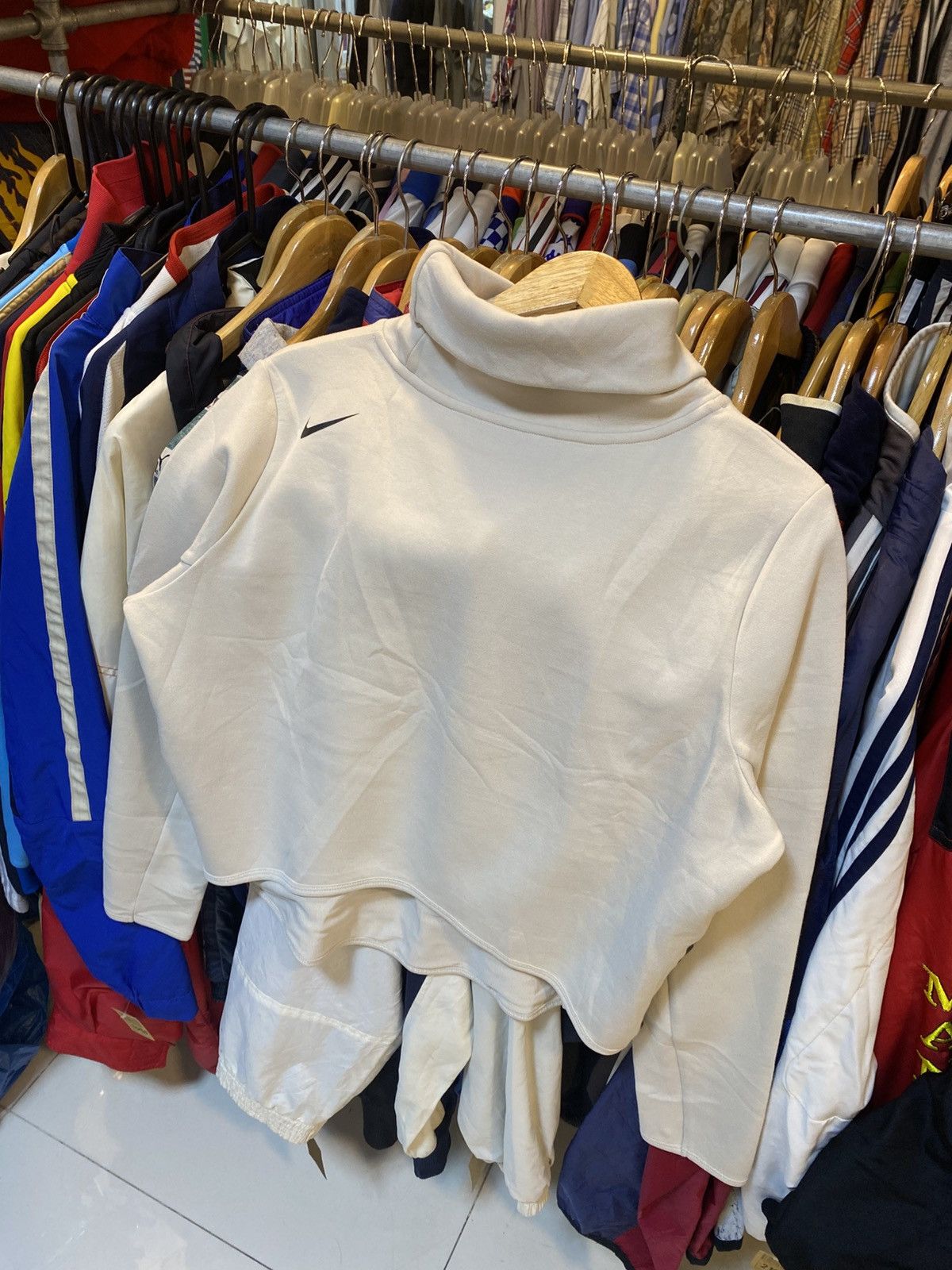 Nike Nike Swoosh Turtle Neck Fleece Sweater Size M / US 6-8 / IT 42-44 - 1 Thumbnail