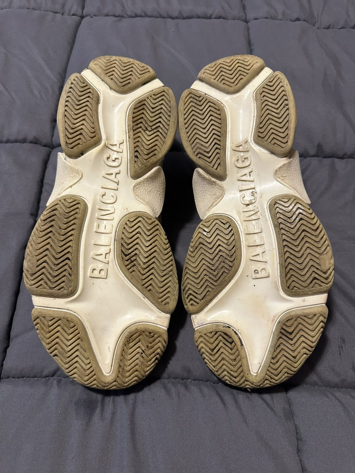 Balenciaga Balenciaga Triple S Curry Size US 8 / EU 41 - 5 Thumbnail