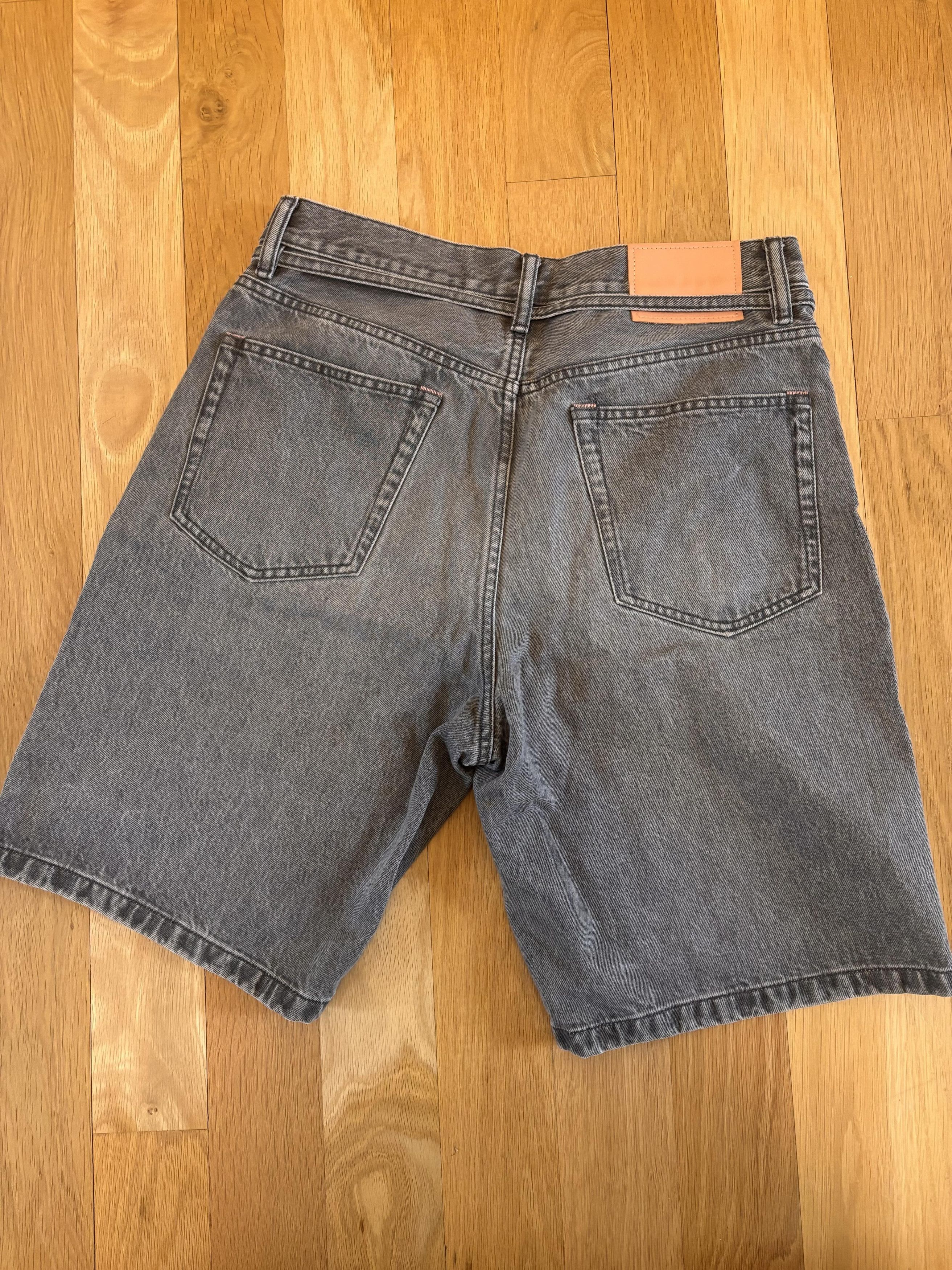 Acne Studios Acne Studios loose Denim short 30” Washed Grey Size US 31 - 3 Thumbnail