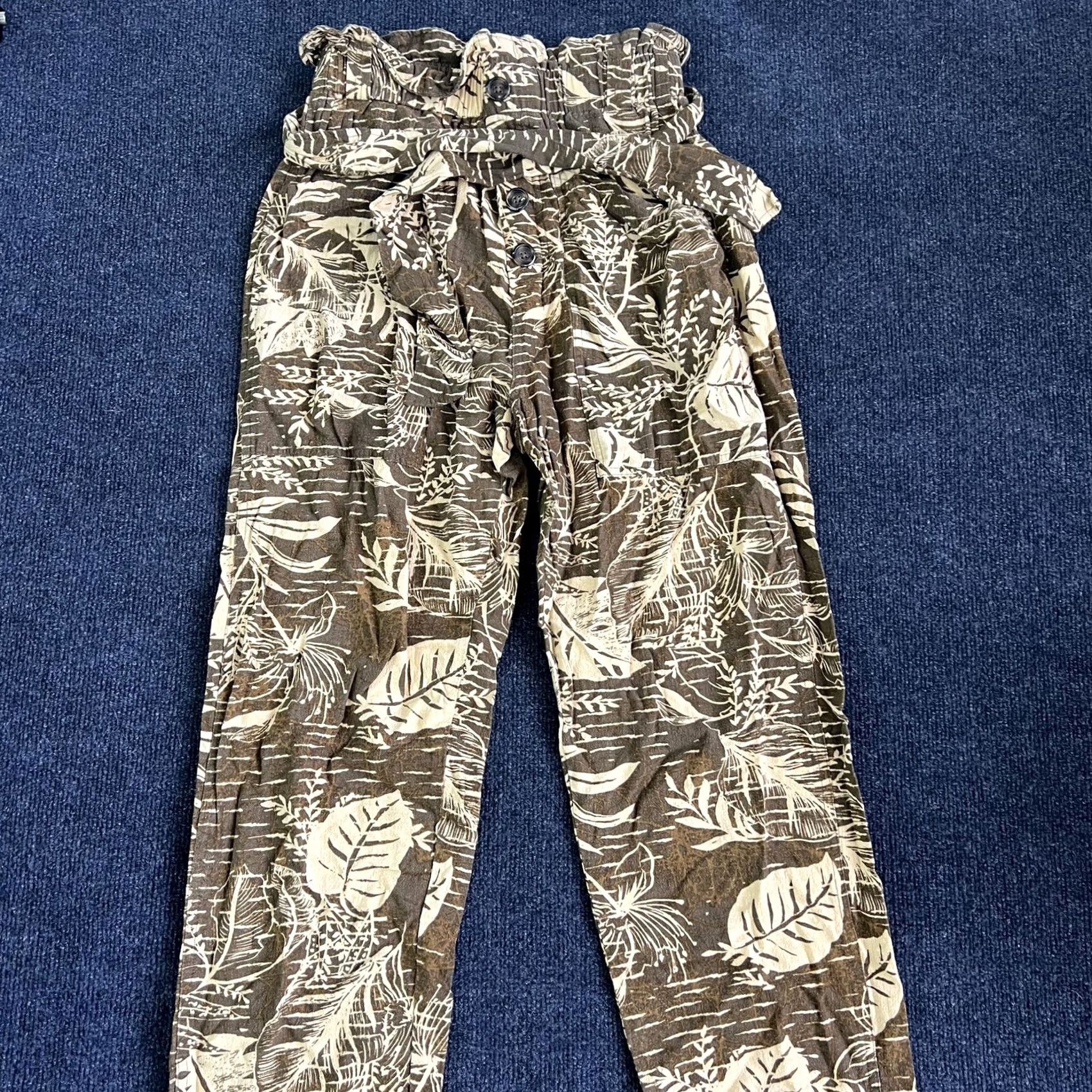 Urban Outfitters Urban Outfitters Pants Womens Small Brown Tropical Leaf Print Paperbag Waist Size 28" / US 6 / IT 42 - 2 Thumbnail