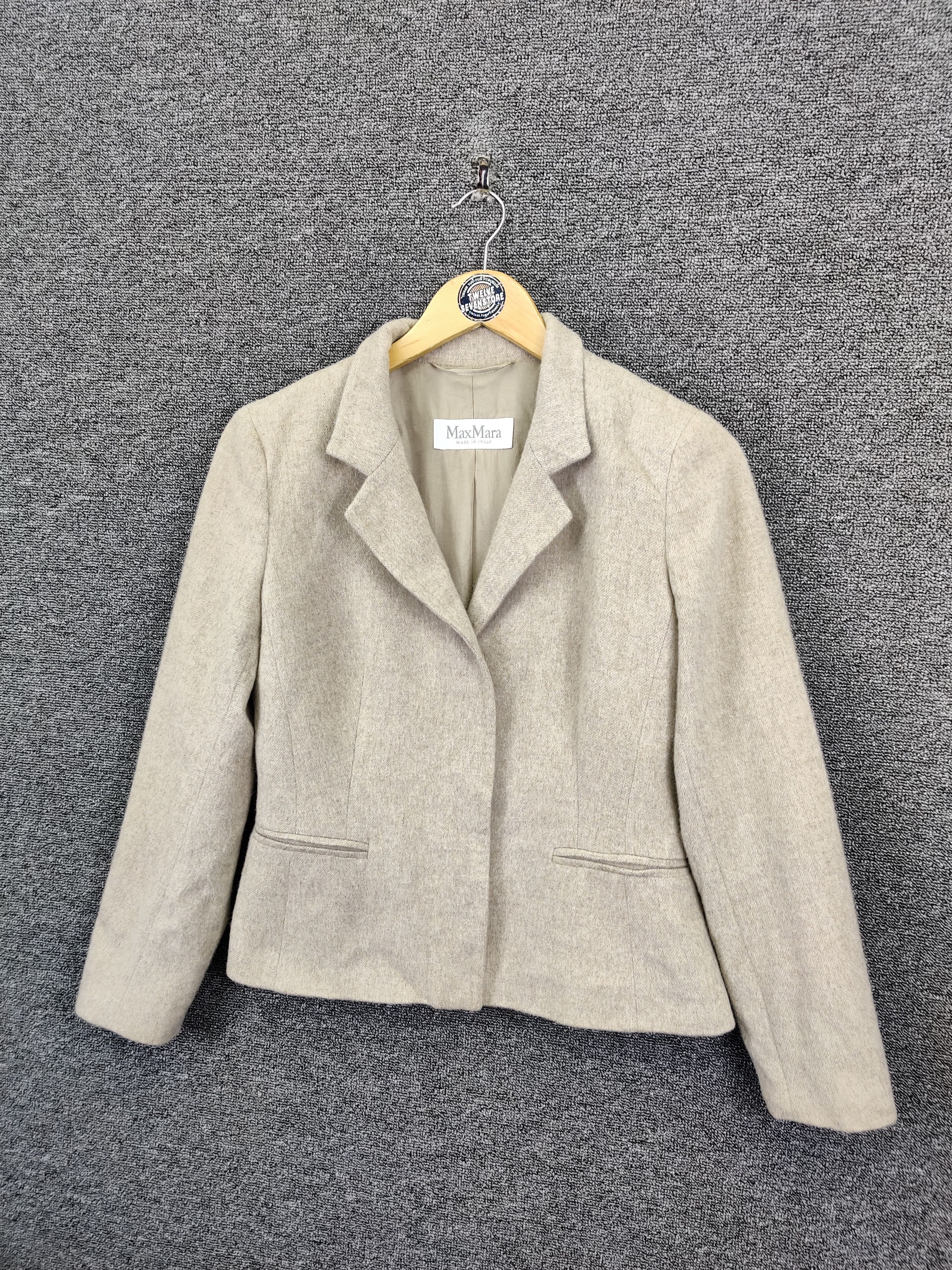 Japanese Brand Vintage Max Mara Wool Single Breasted Cropped Coat Size US S / EU 44-46 / 1 - 2 Thumbnail