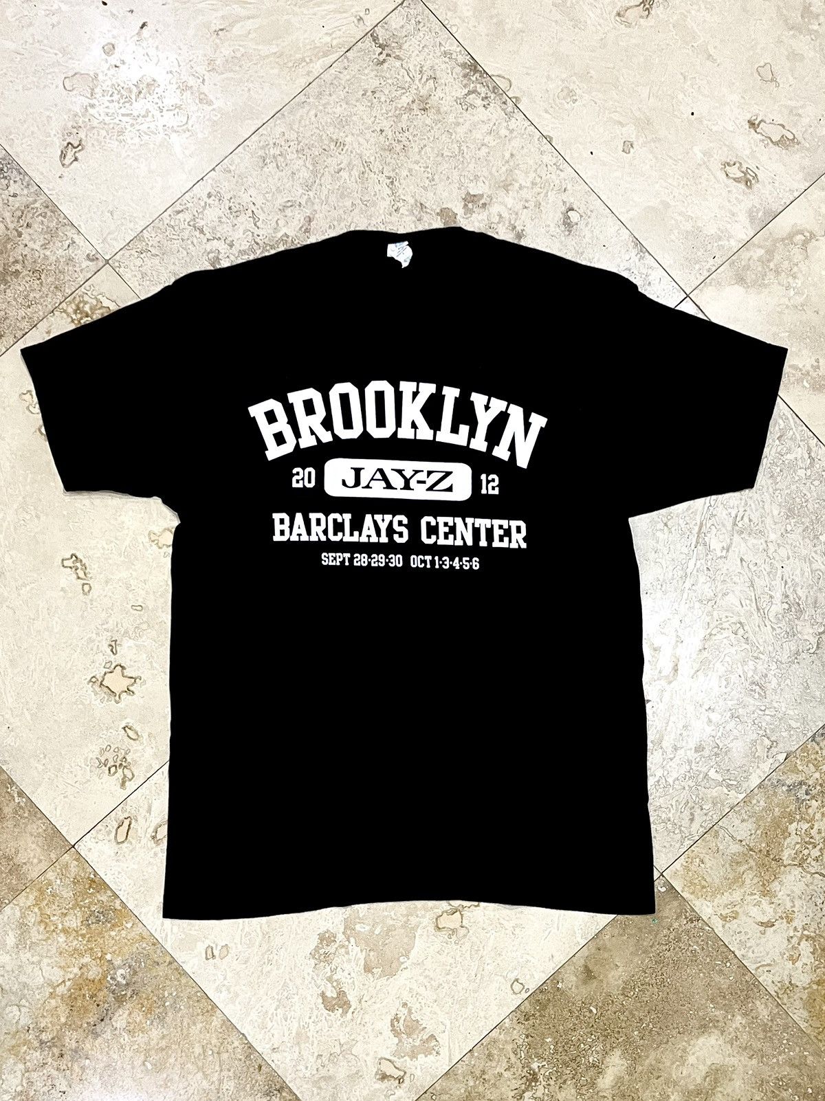 Jay-Z × Rap Tees Y2K Jay-Z Brooklyn 2012 Barclays Center Rap Concert Tee Size US L / EU 52-54 / 3 - 1 Thumbnail