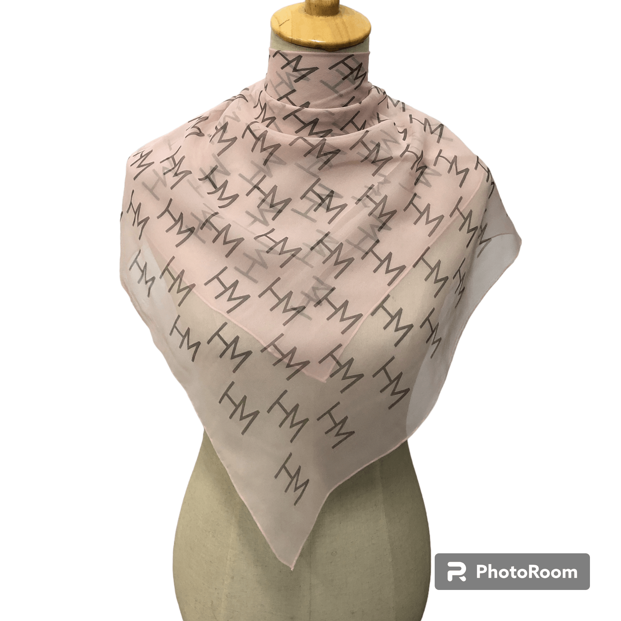 Hanae Mori Hanae Mori Monogram Hand Rolled Silk Scarf M1056 Size ONE SIZE - 1 Thumbnail