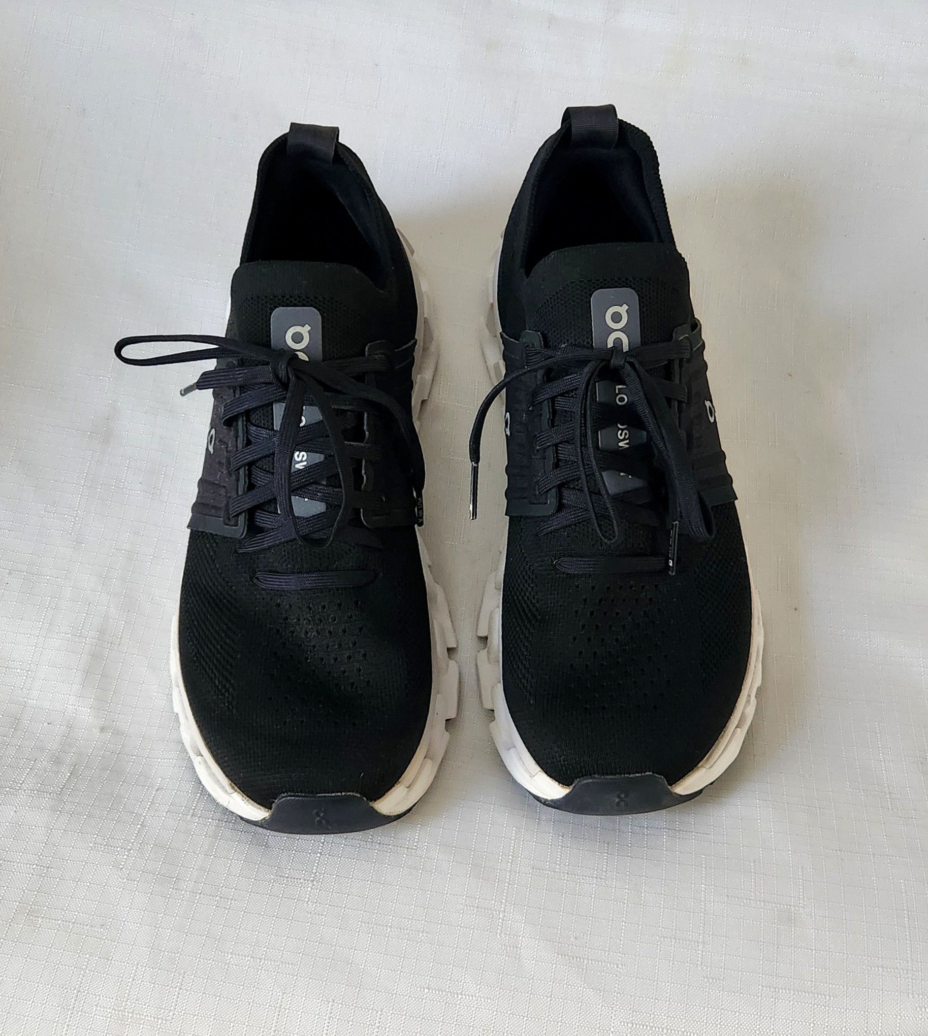 On On Cloud Swift 3 running sneakers Black white SZ 10 Women's Size US 10 / IT 40 - 9 Thumbnail