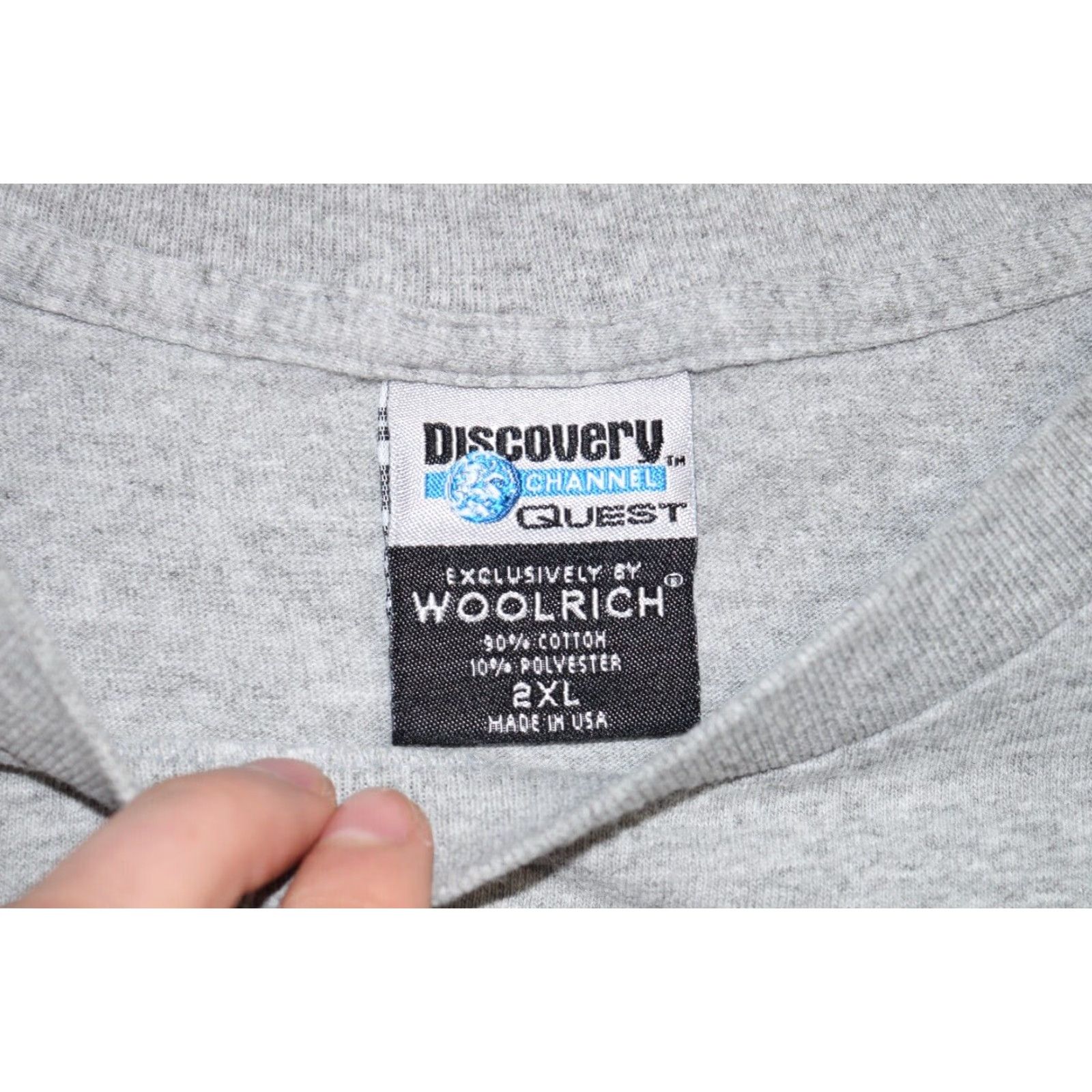 Vintage VINTAGE Woolrich DISCOVERY QUEST T-Shirt Men 2XL Gray Crew Neck USA Made Graphic Tee Size US XXL / EU 58 / 5 - 4 Thumbnail