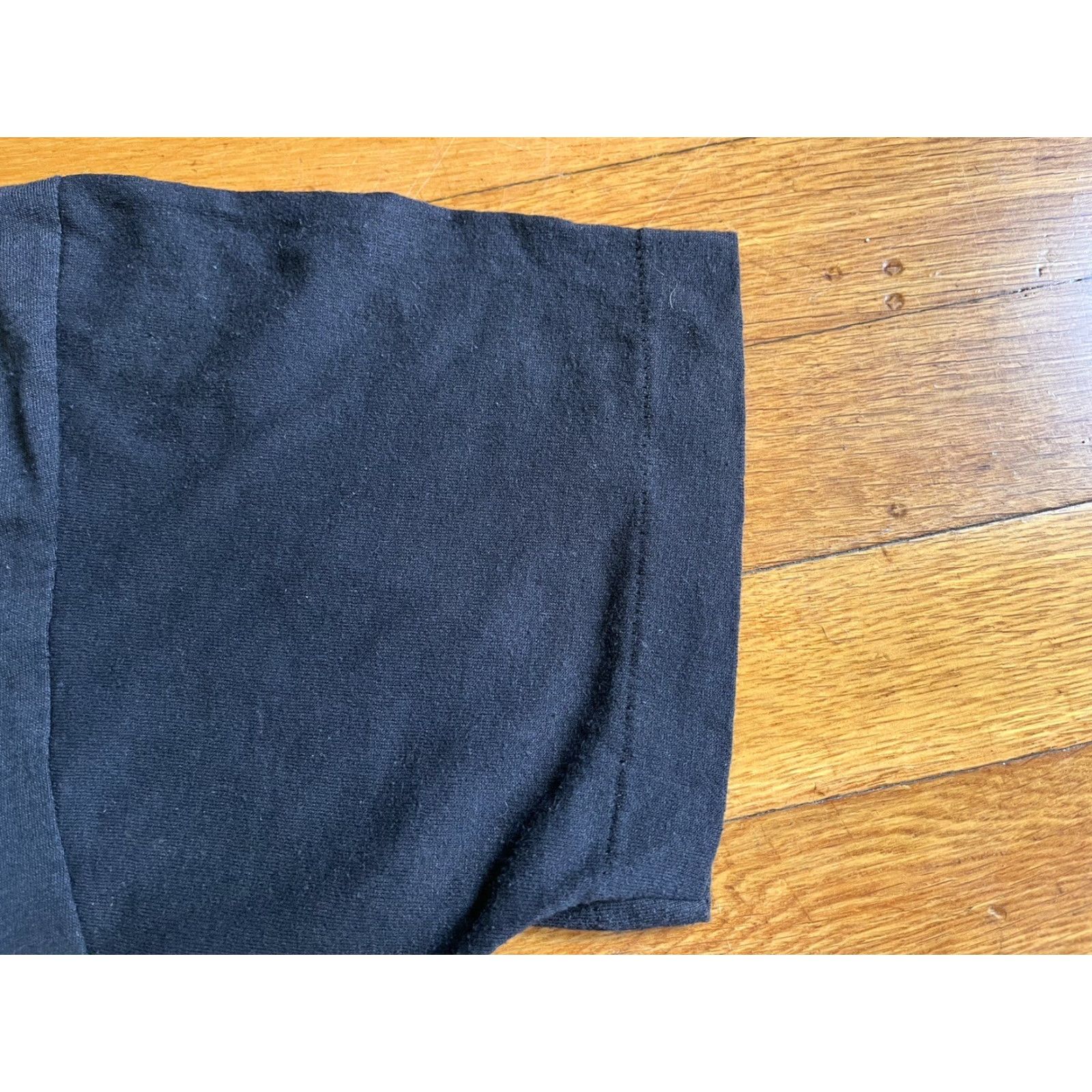 Vintage VINTAGE Sacred Heart School Class Of 1989 Shirt Men’s Large Black Single Stitch Size US L / EU 52-54 / 3 - 4 Thumbnail
