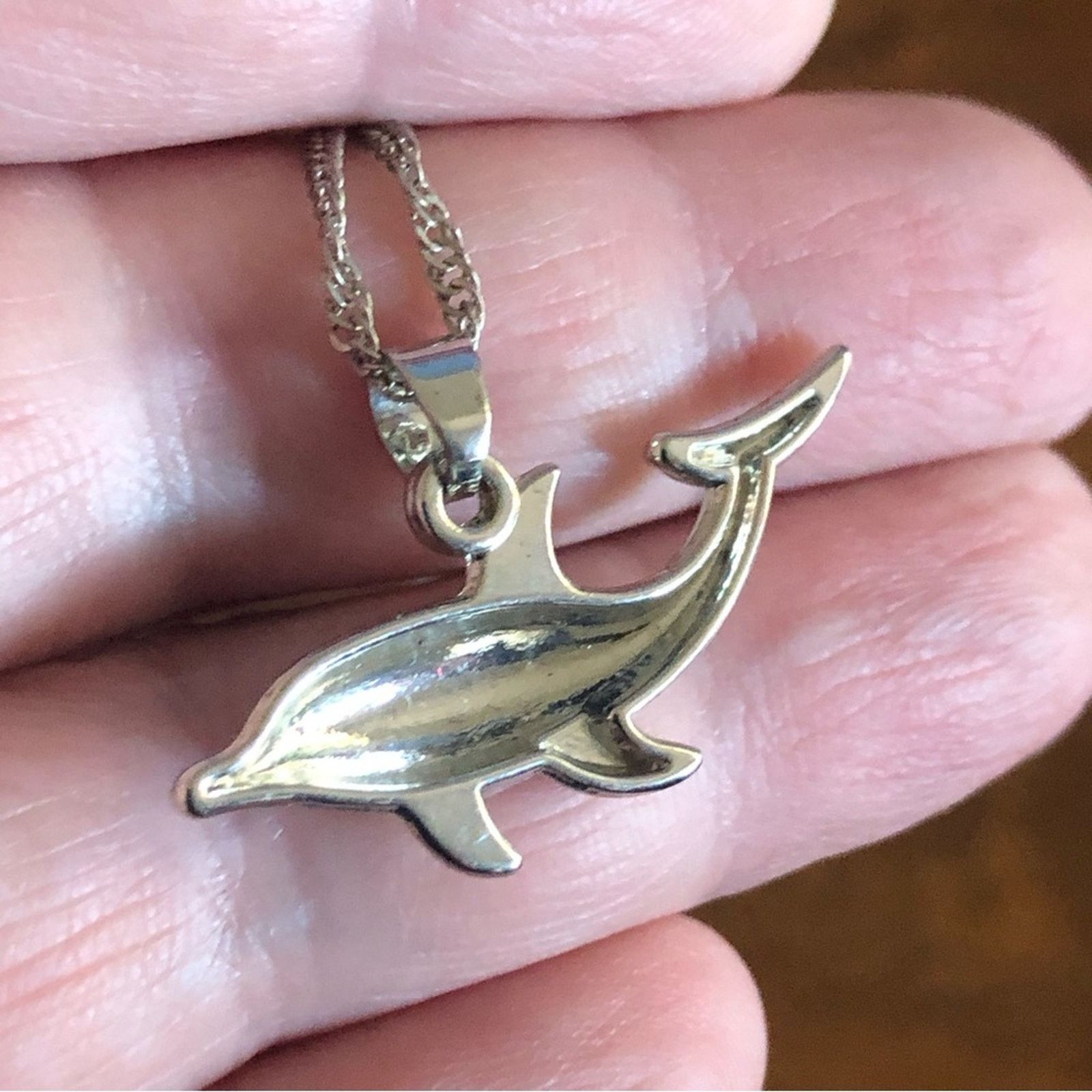 Vintage Vintage swimming dolphin pendant on chain necklace Size ONE SIZE - 9 Thumbnail