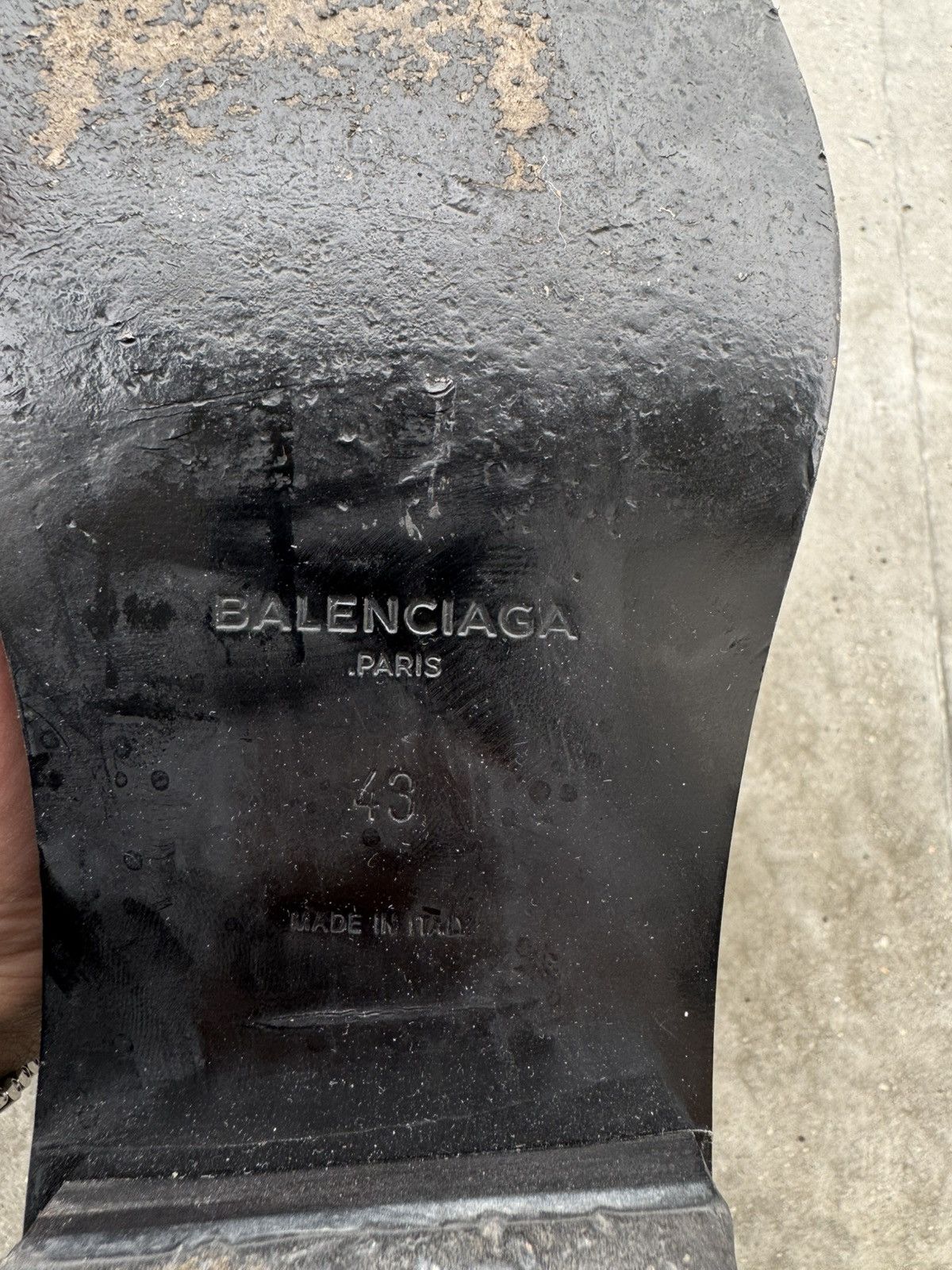 Balenciaga × Designer RARE Balenciaga chelsea Boots suede archival piece Size US 10.5 / EU 43-44 - 5 Thumbnail