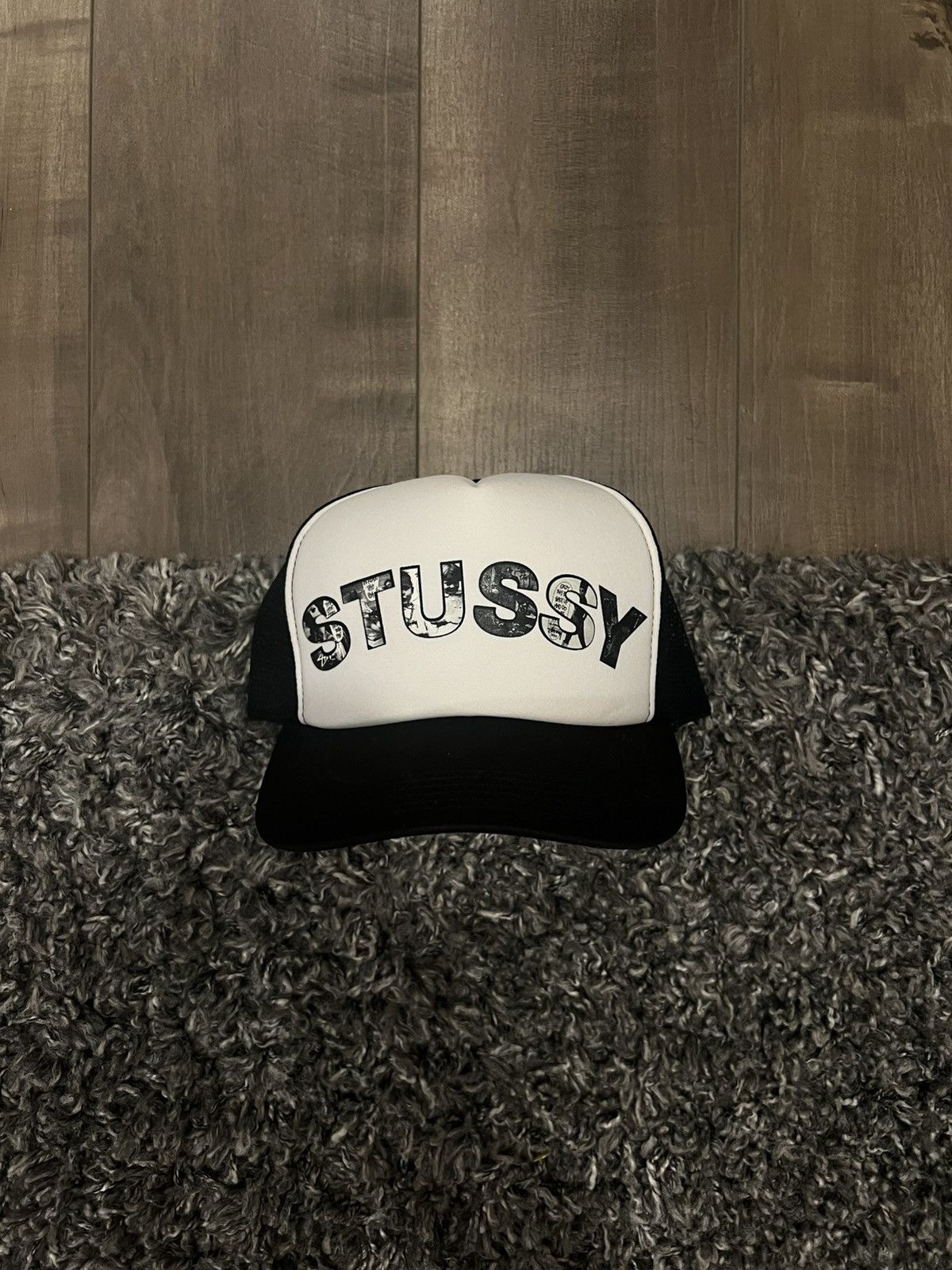 Stussy × Vintage Vintage Y2K Stussy Comic Print Trucker Hat Size ONE SIZE - 1 Thumbnail