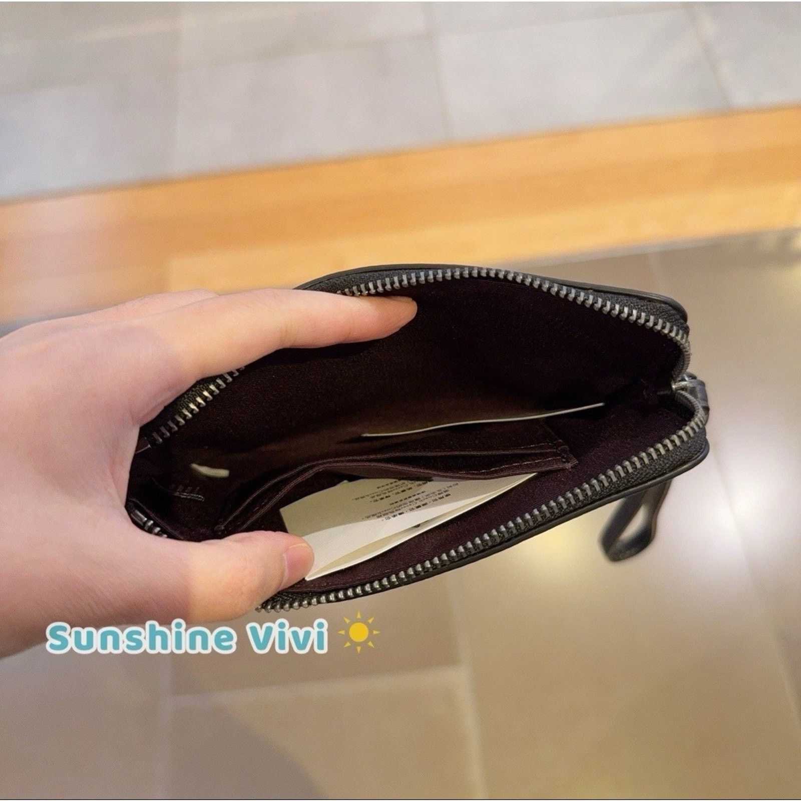 Coach NWT Coach Corner Zip Wristlet Rivets Black Leather CCJ75 Size ONE SIZE - 6 Thumbnail