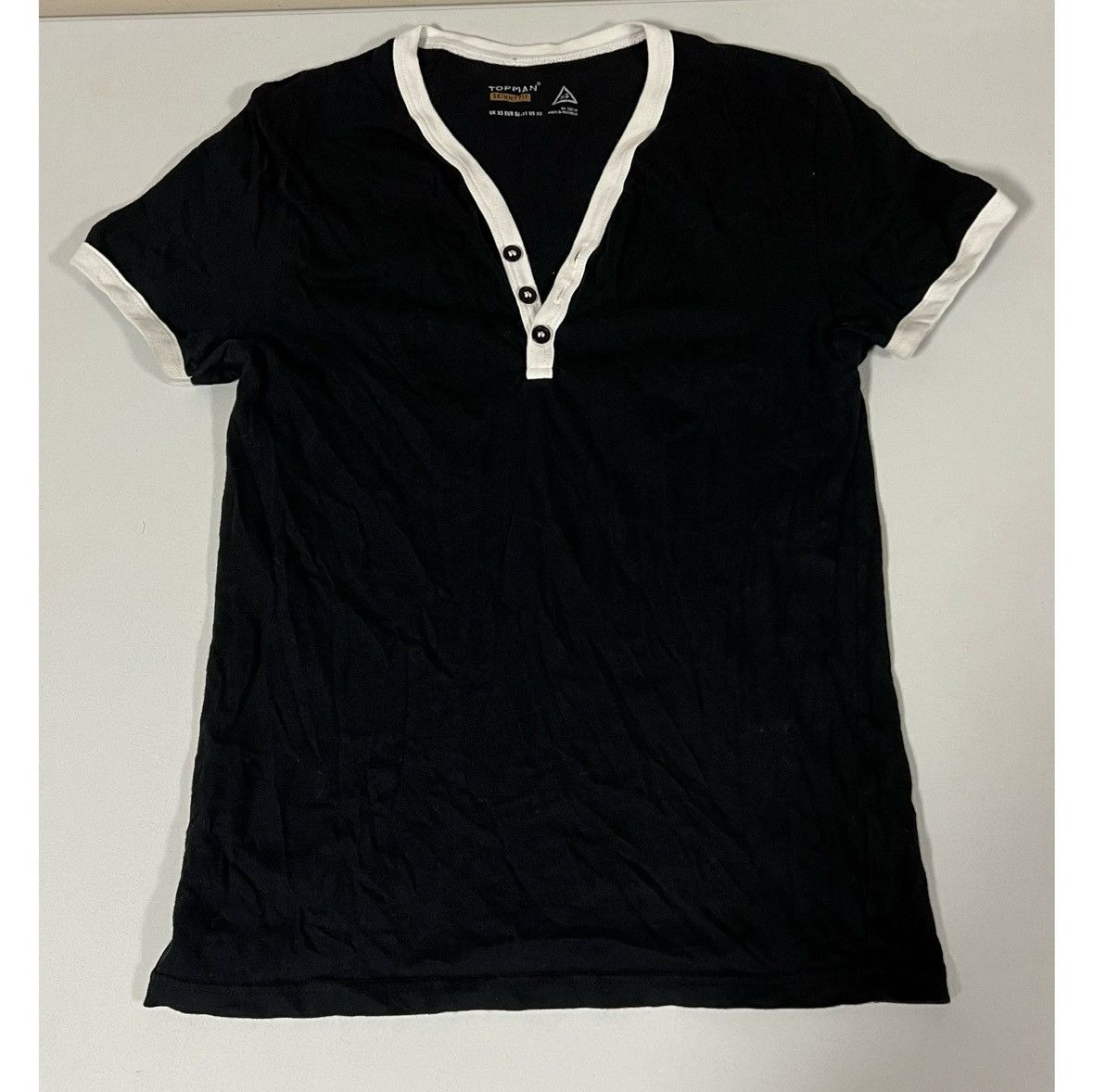 Topman Topman Black White Short Sleeve Henley Shirt Top Tee Size XS Size US XS / EU 42 / 0 - 1 Thumbnail