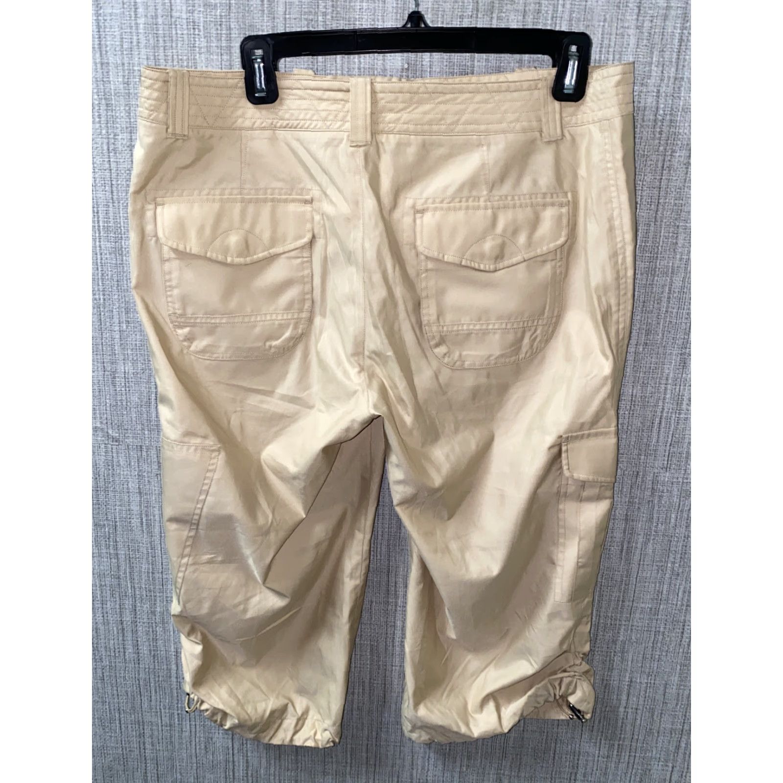 Ralph Lauren Ralph Lauren Golf Womens Beige Polyester Golf Capris Size 10 NWT Size ONE SIZE - 4 Thumbnail