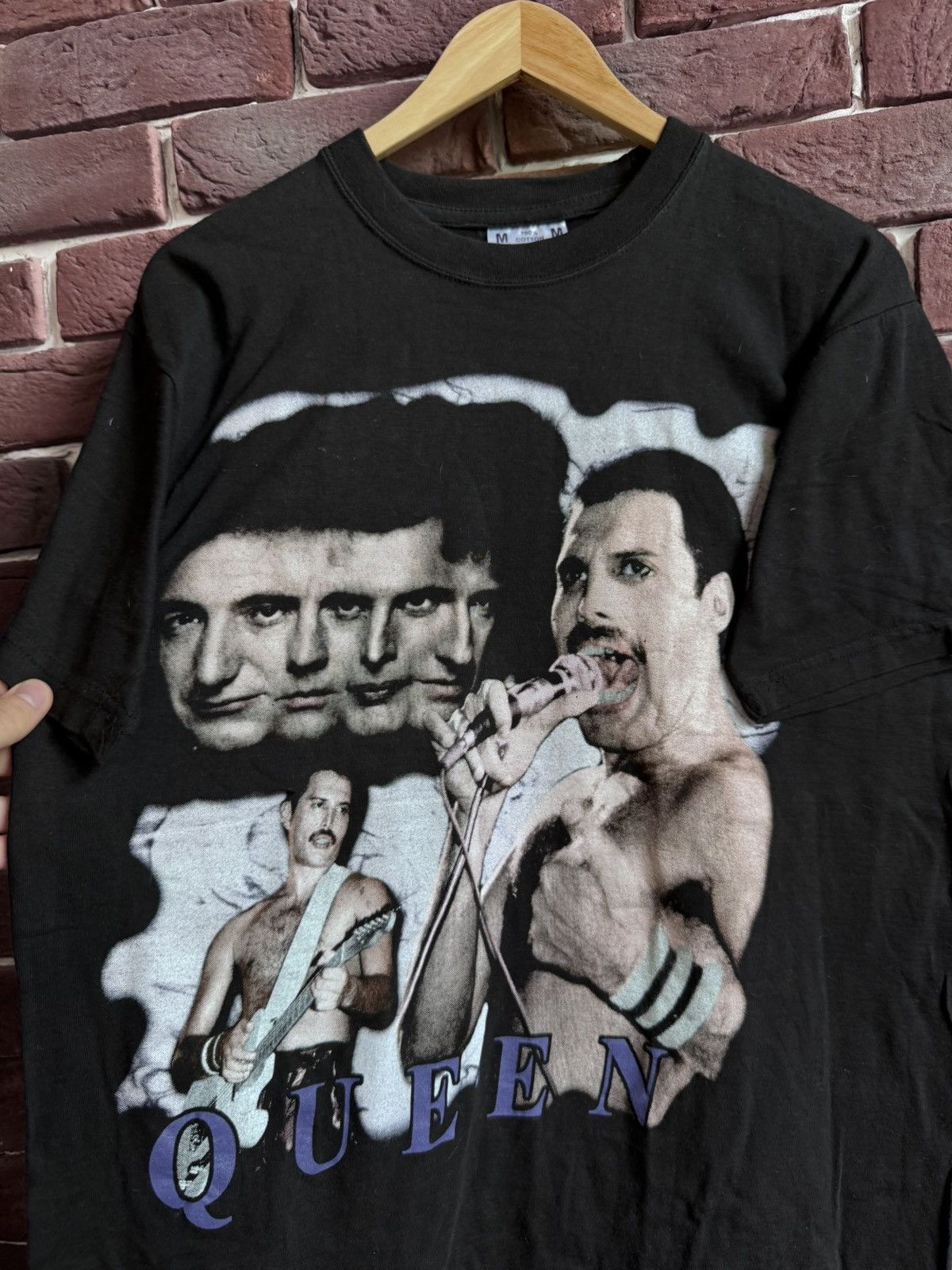 Band Tees Rare 90s Queen Freddie Mercury Vintage Rock Band Tshirt Size US M / EU 48-50 / 2 - 4 Thumbnail