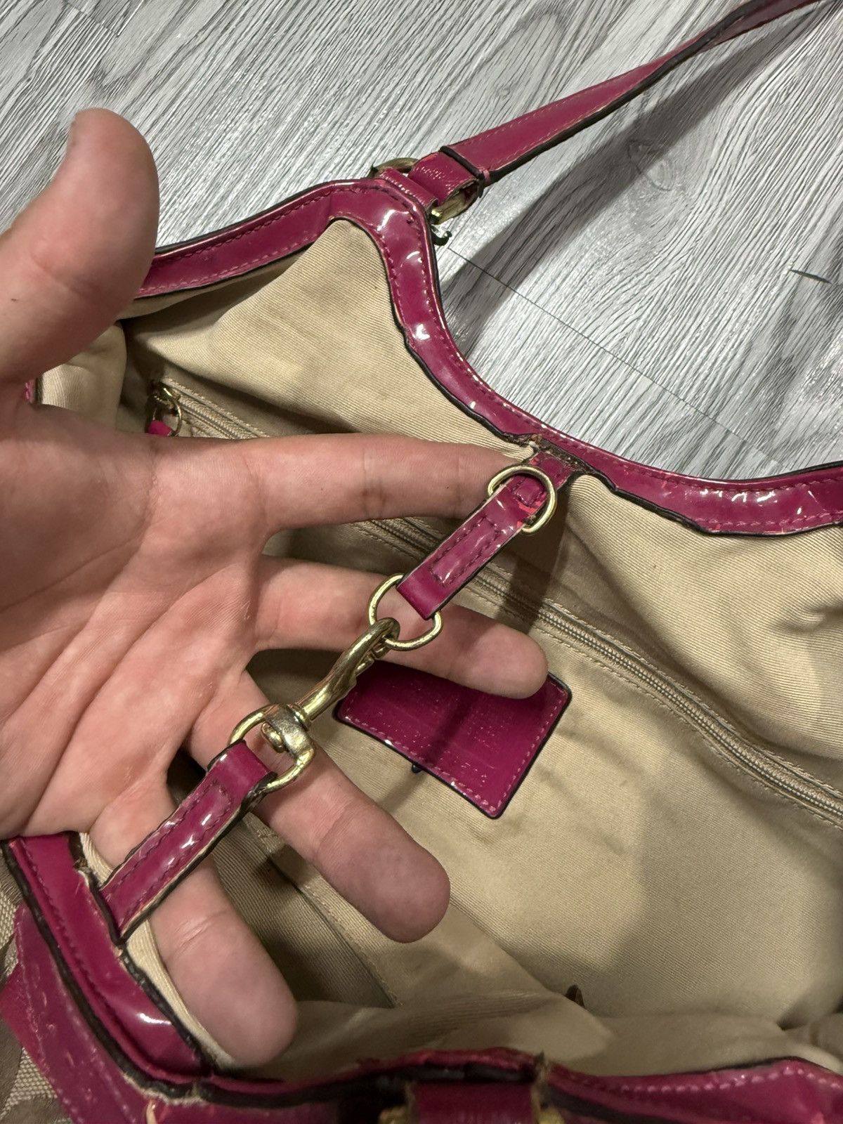 Coach 90’s COACH RARE LEATHER RETRO VINTAGE Y2K PINK BAG Size ONE SIZE - 6 Thumbnail