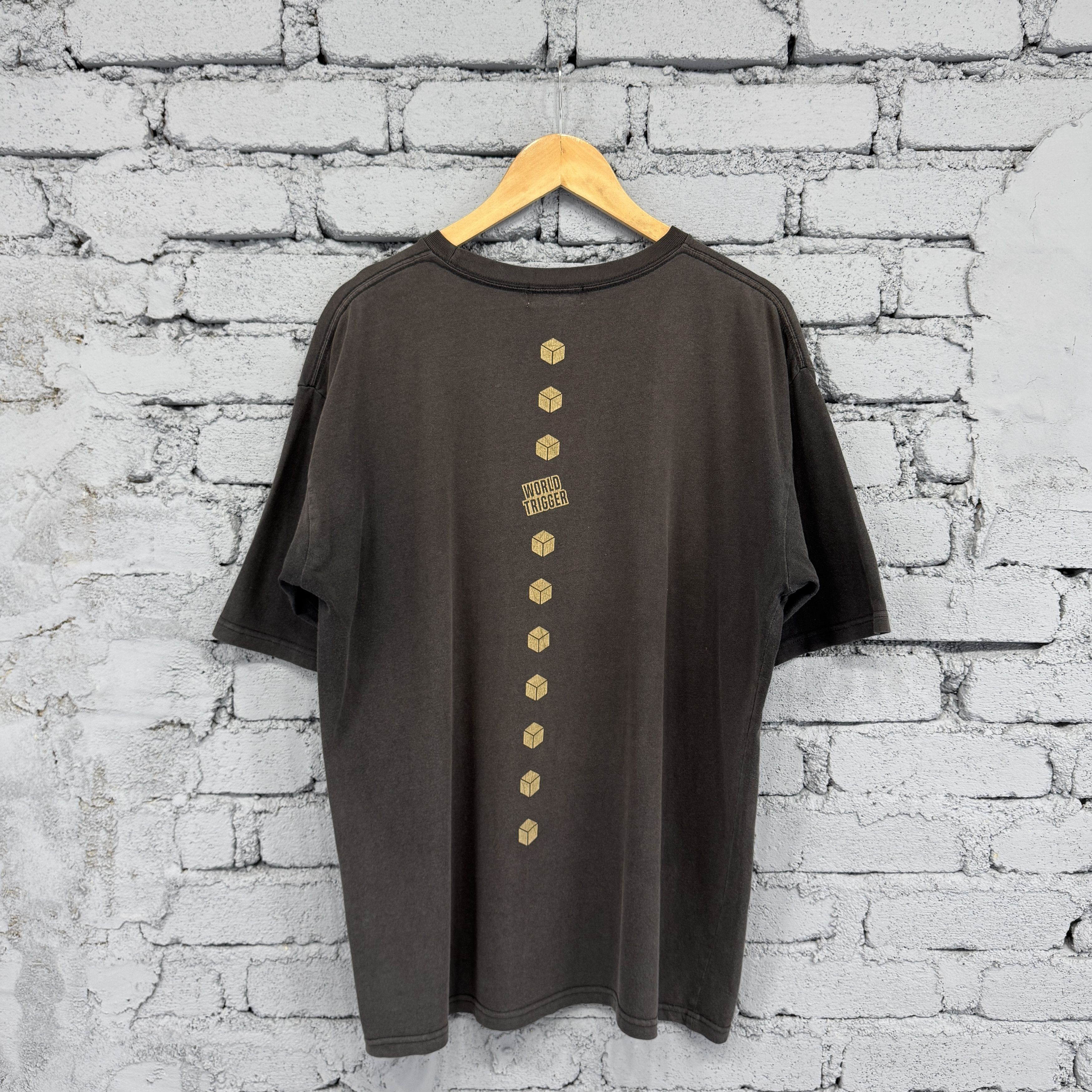 Japanese Brand Sunfaded "World Trigger" Sunfaded Tshirt Size US XL / EU 56 / 4 - 2 Thumbnail