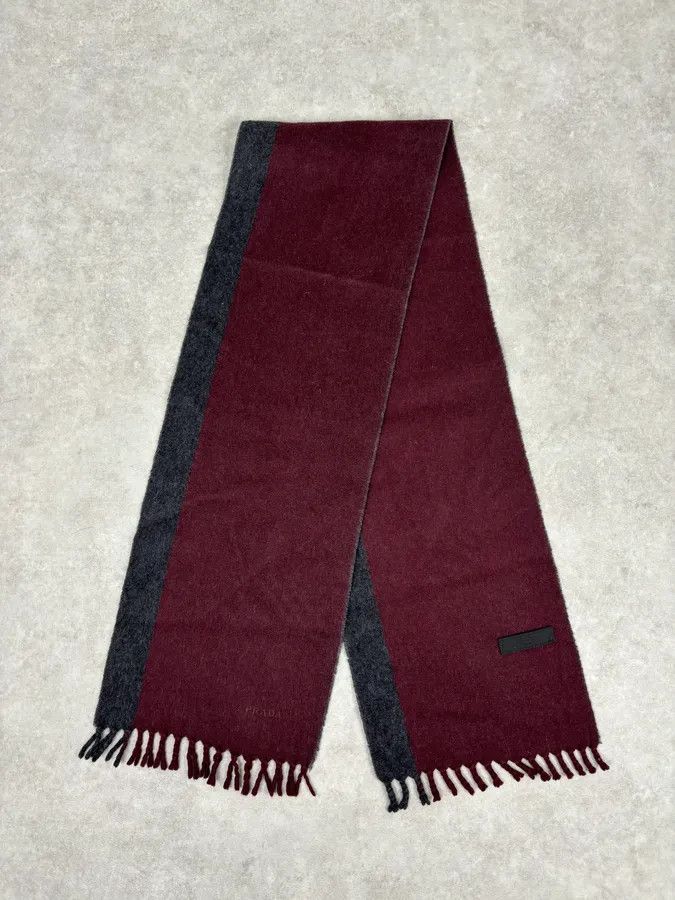 Prada 2000s Prada Bordeaux & Grey Cashmere Scarf Size ONE SIZE - 1 Thumbnail