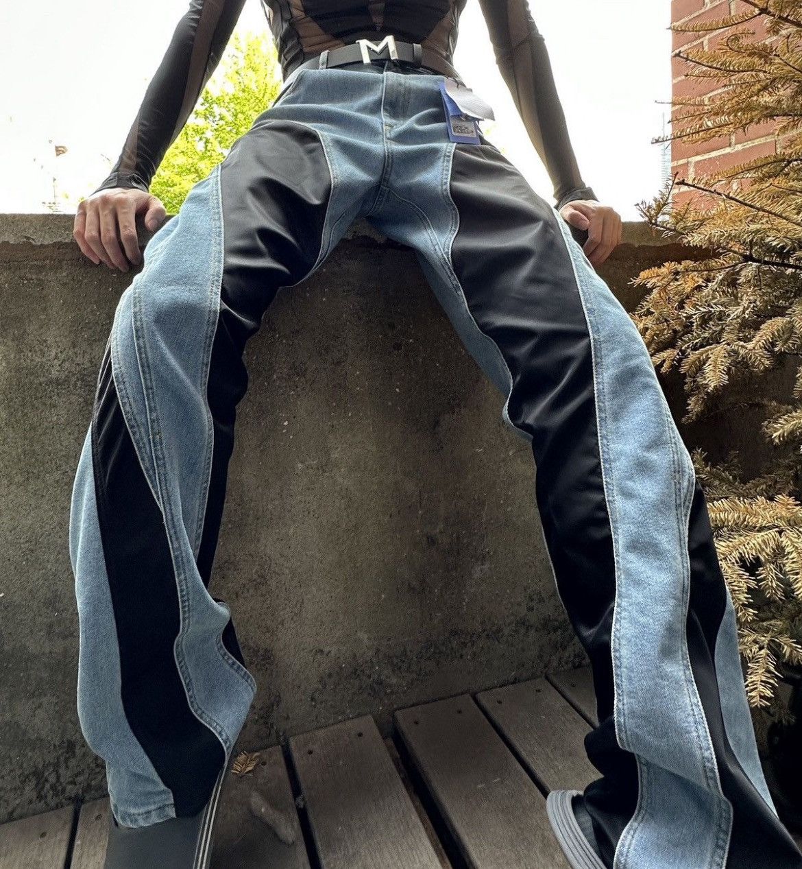 H&M × Mugler Thierry Mugler x HM Blue Spiral Panel Jeans Mens Denim Pants Size US 34 / EU 50 - 1 Thumbnail