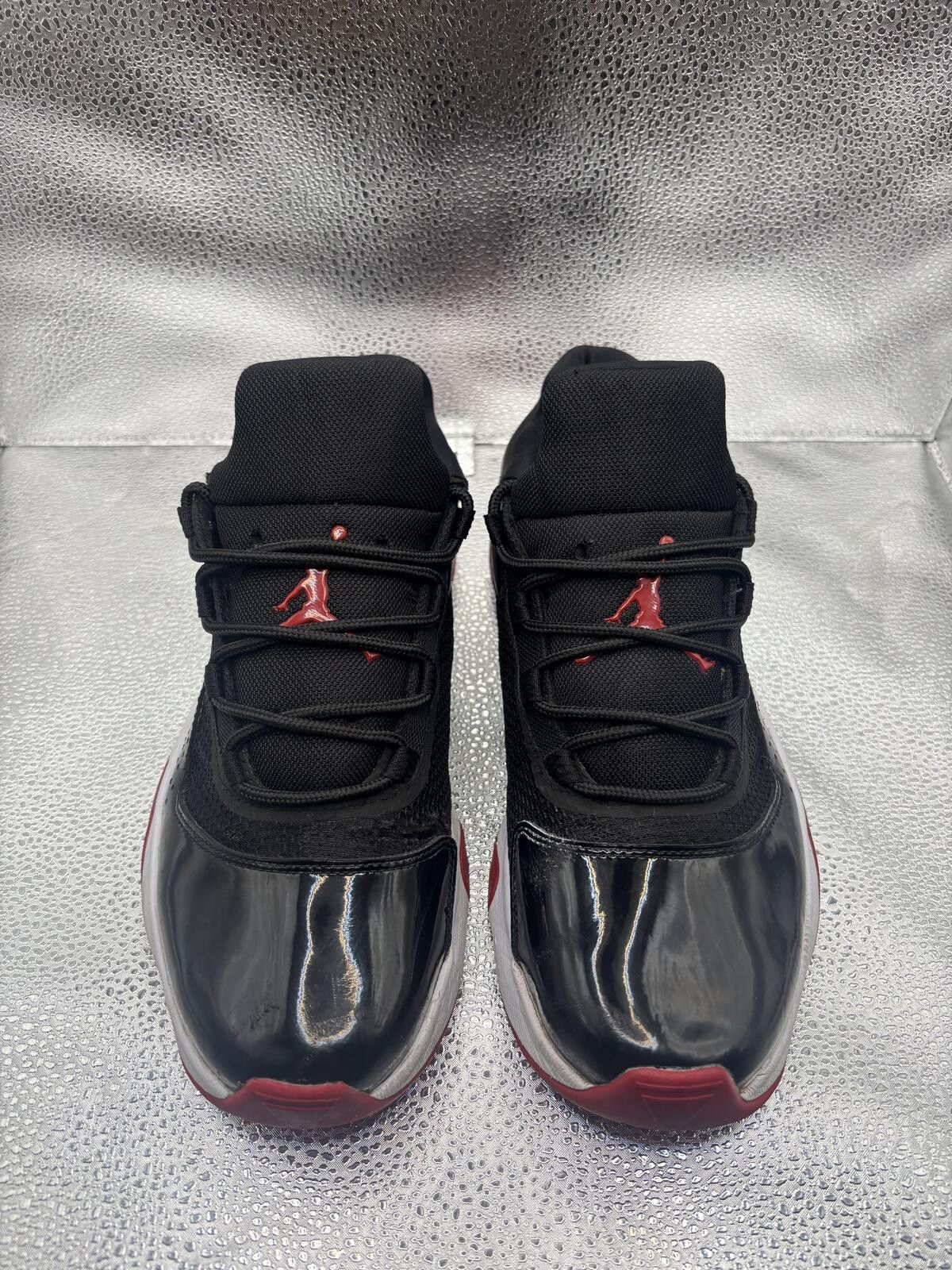 Jordan Brand Air Jordan 11 low CMFT bred Size US 8.5 / EU 41-42 - 2 Thumbnail
