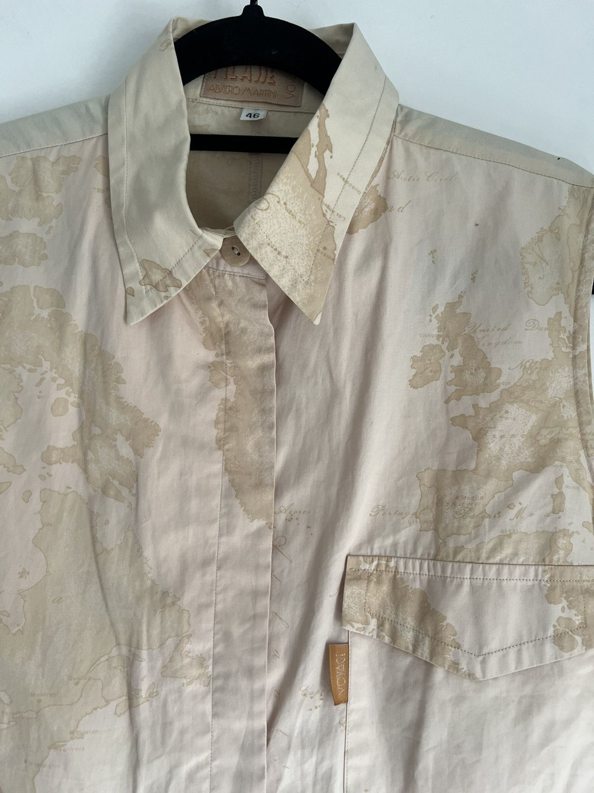 Alviero Martini Alviero Martini M/L blouse sleeveles Size M / US 6-8 / IT 42-44 - 3 Thumbnail