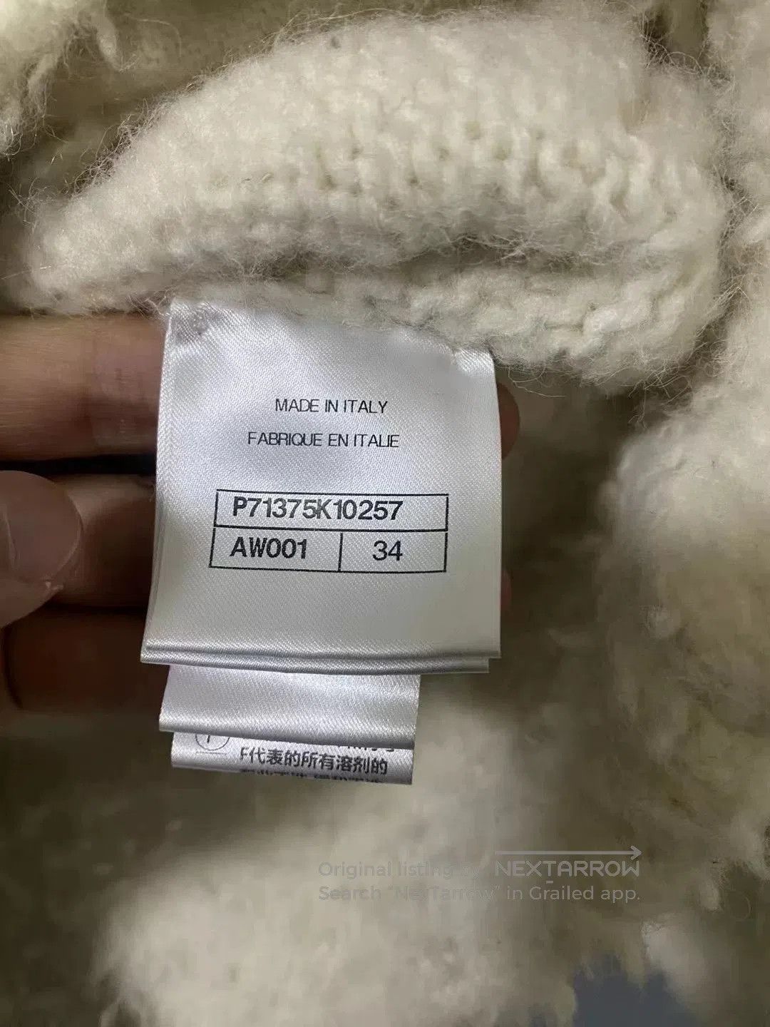 Chanel Chanel White Teddy Coat with Logo Buttons. Size US XS / EU 42 / 0 - 7 Thumbnail