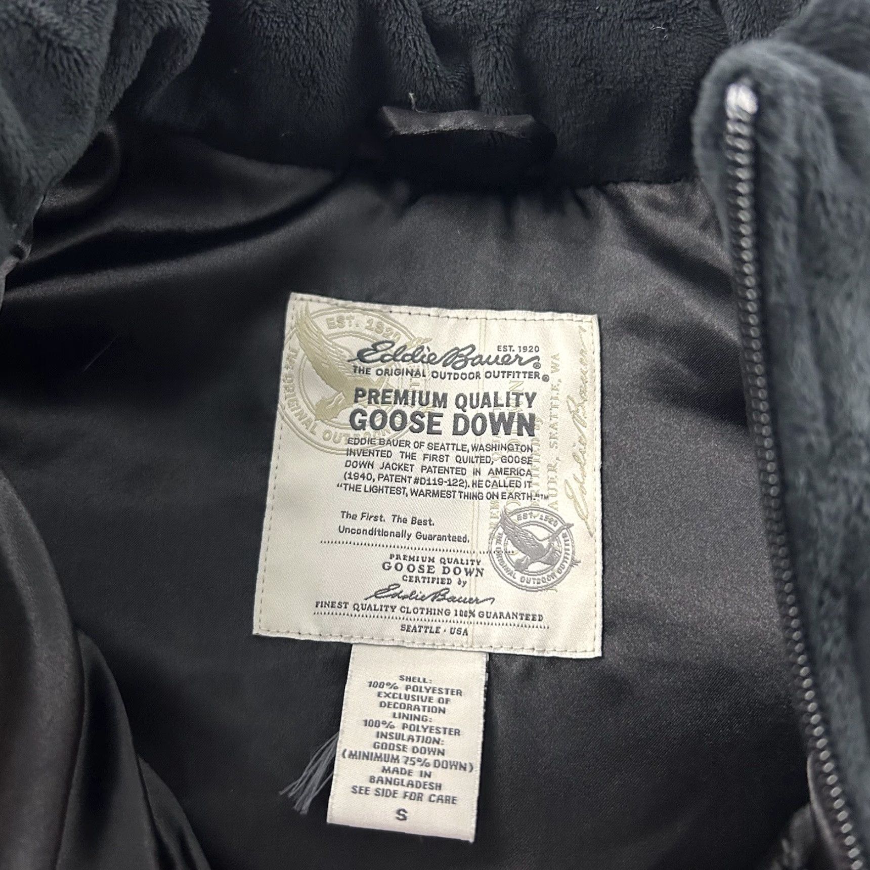 Eddie Bauer VINTAGE Eddie Bauer Vest Women’s Small Black Fleece Premium Quality Goose Down Down Vest Women’s Small Black Size S / US 4 / IT 40 - 6 Thumbnail