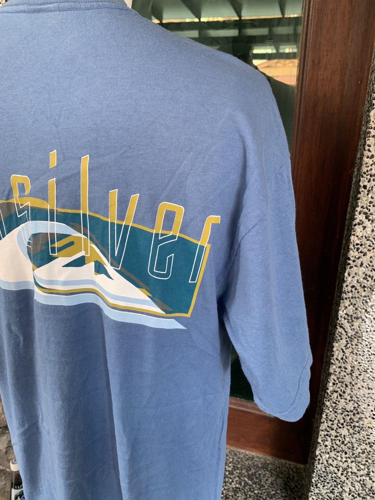 Quiksilver Vintage Quiksilver Surf / Surfing / Surfwear T shirt Size US M / EU 48-50 / 2 - 3 Thumbnail