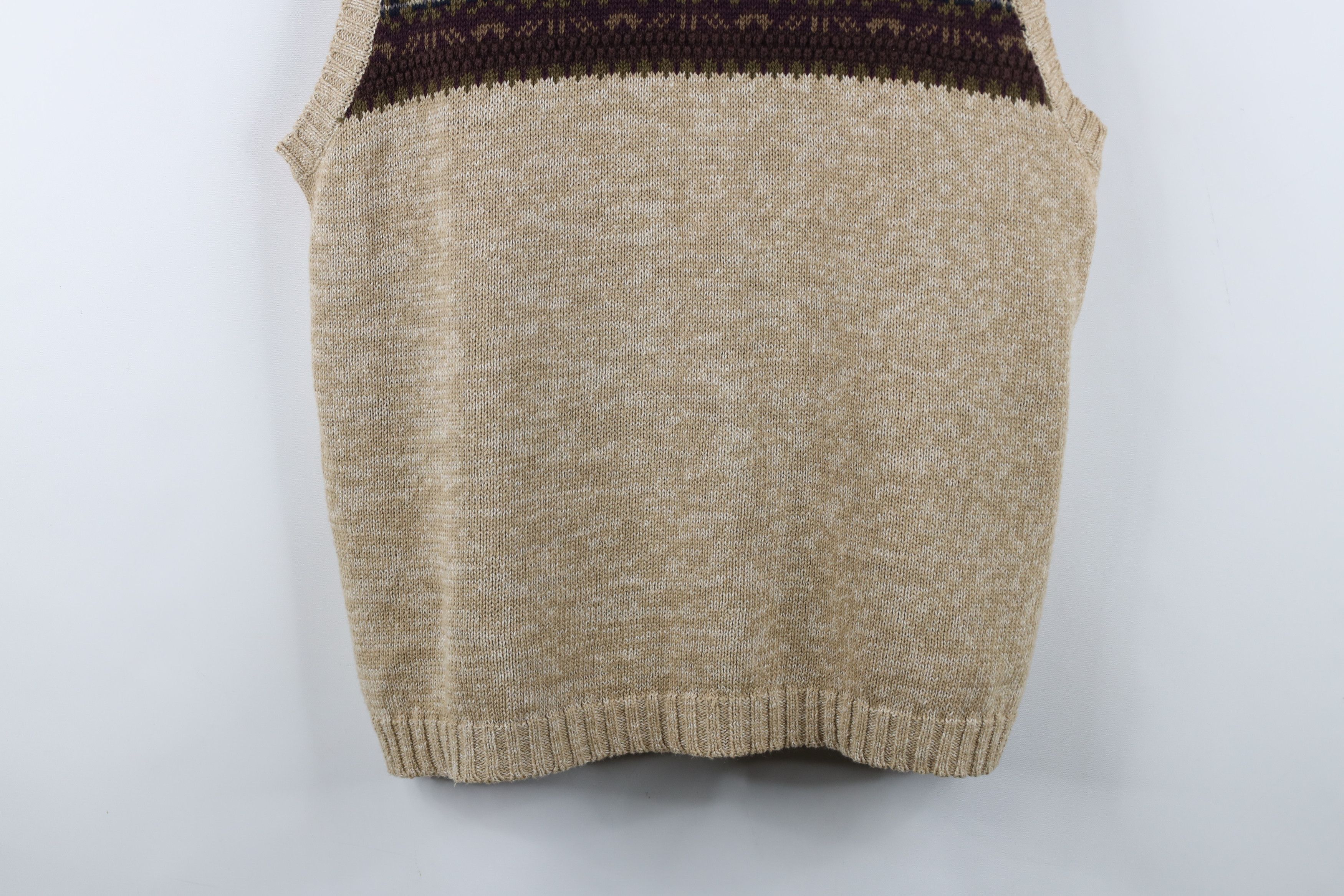 American Eagle Outfitters Vintage 90s American Eagle Outfitters Knit Sweater Vest Size US L / EU 52-54 / 3 - 3 Thumbnail