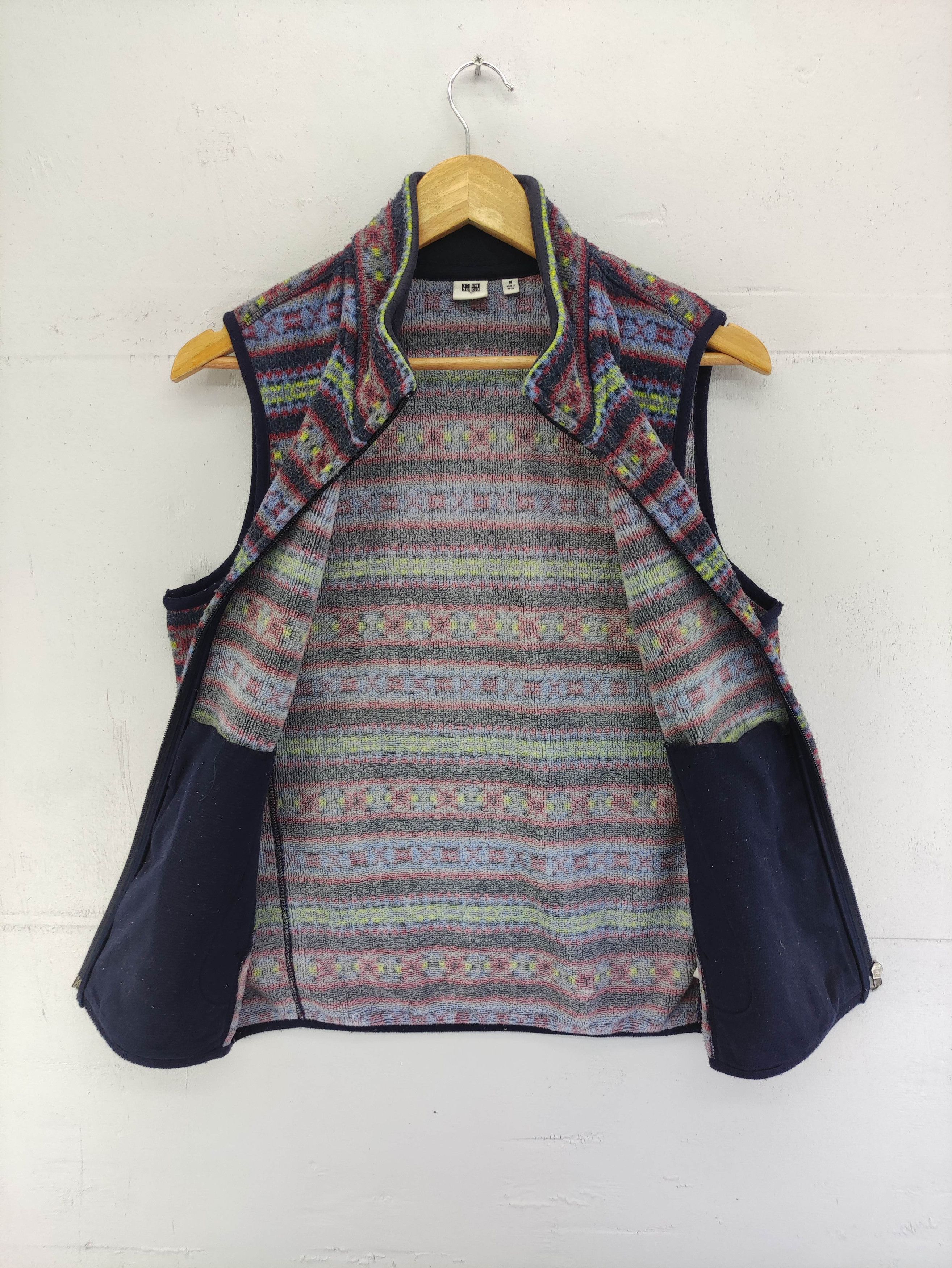 Uniqlo Uniqlo Tartan Pattern Vest Fleece Zipper Size US S / EU 44-46 / 1 - 4 Thumbnail