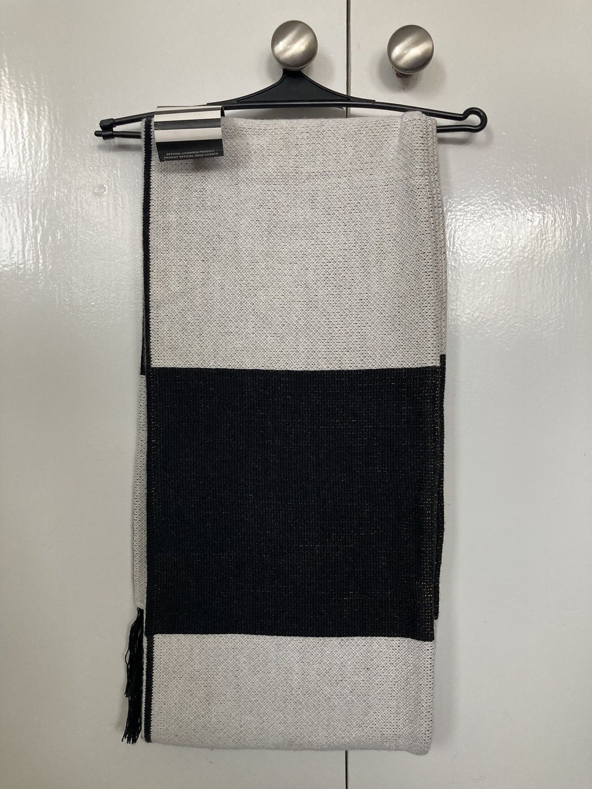 Adidas ADIDAS REAL MADRID CF SCARF SOCCER FOOTBALL KNIT BLACK WHITE Size ONE SIZE - 4 Thumbnail