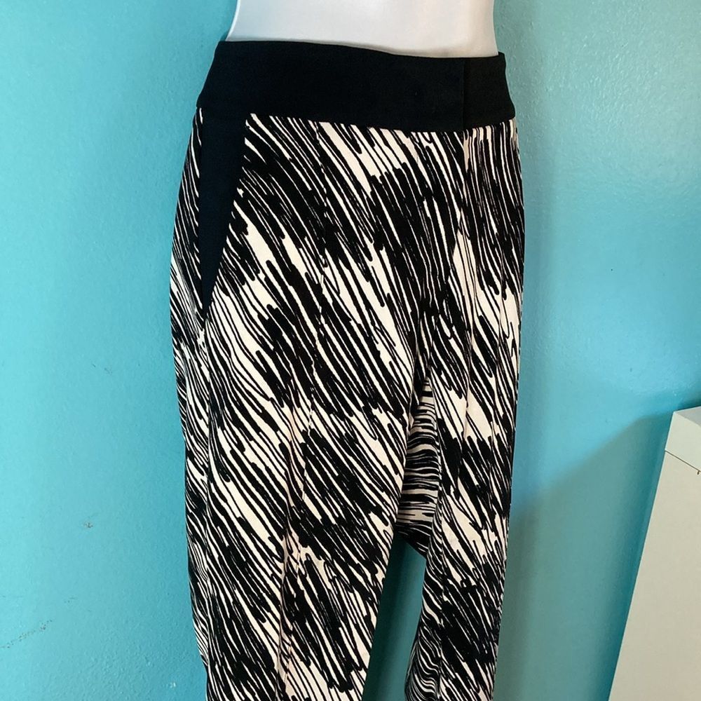 Sportmax Sportmax Max Mara Women’s Slim Scribble Pattern Pants Size 6 Size 28" / US 6 / IT 42 - 8 Thumbnail