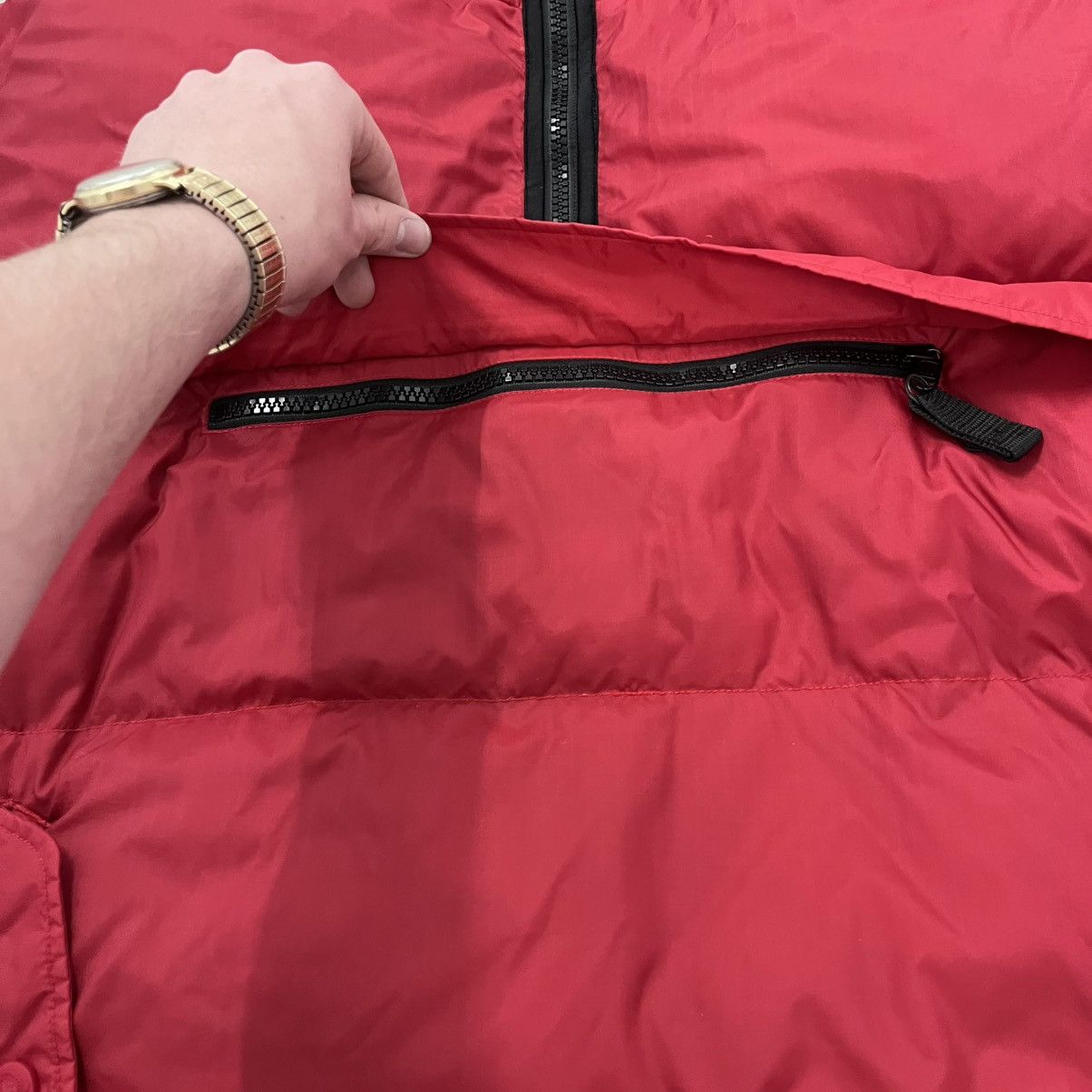 Tommy Hilfiger × Vintage Red Tommy Hilfiger Puffer Hoodie Zip Up Rare hoodie style L Size US L / EU 52-54 / 3 - 11 Thumbnail