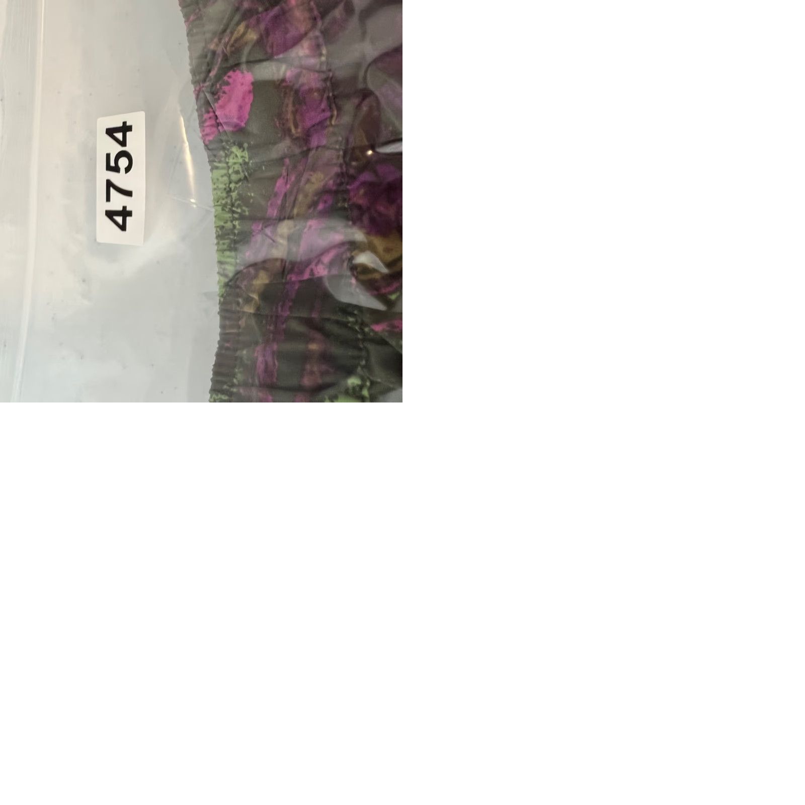 Urban Outfitters Urban Outfitters Mens XL Tropical Print Nylon Swim Shorts Multicolor Size US 36 / EU 52 - 9 Thumbnail