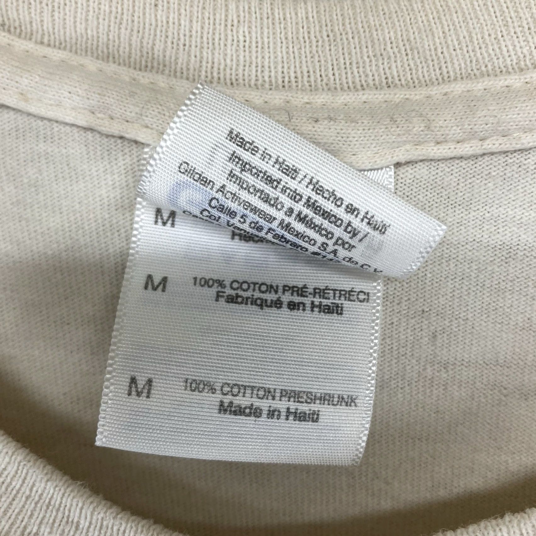 Gildan Gildan T-Shirt Mens M Ivory Cotton Documentary Heart Graphic Print Logo Crew Neck Short Sleeve Regular Fit Limited Edition All Seasons Movie Theme Size US M / EU 48-50 / 2 - 4 Thumbnail