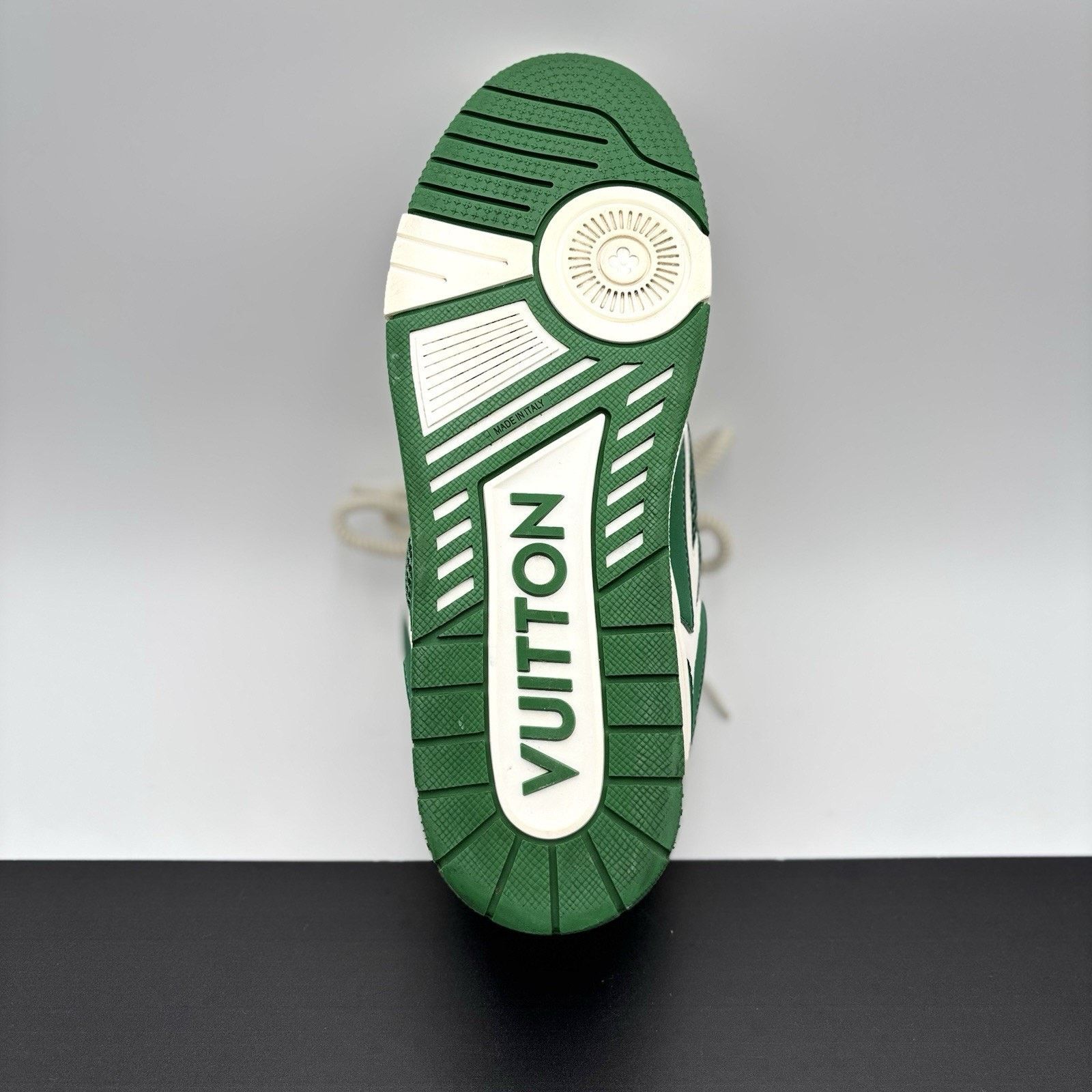Louis Vuitton Louis Vuitton Skate ' Green, White ' | GREAT CONDITION! Size US 10.5 / EU 43-44 - 8 Thumbnail