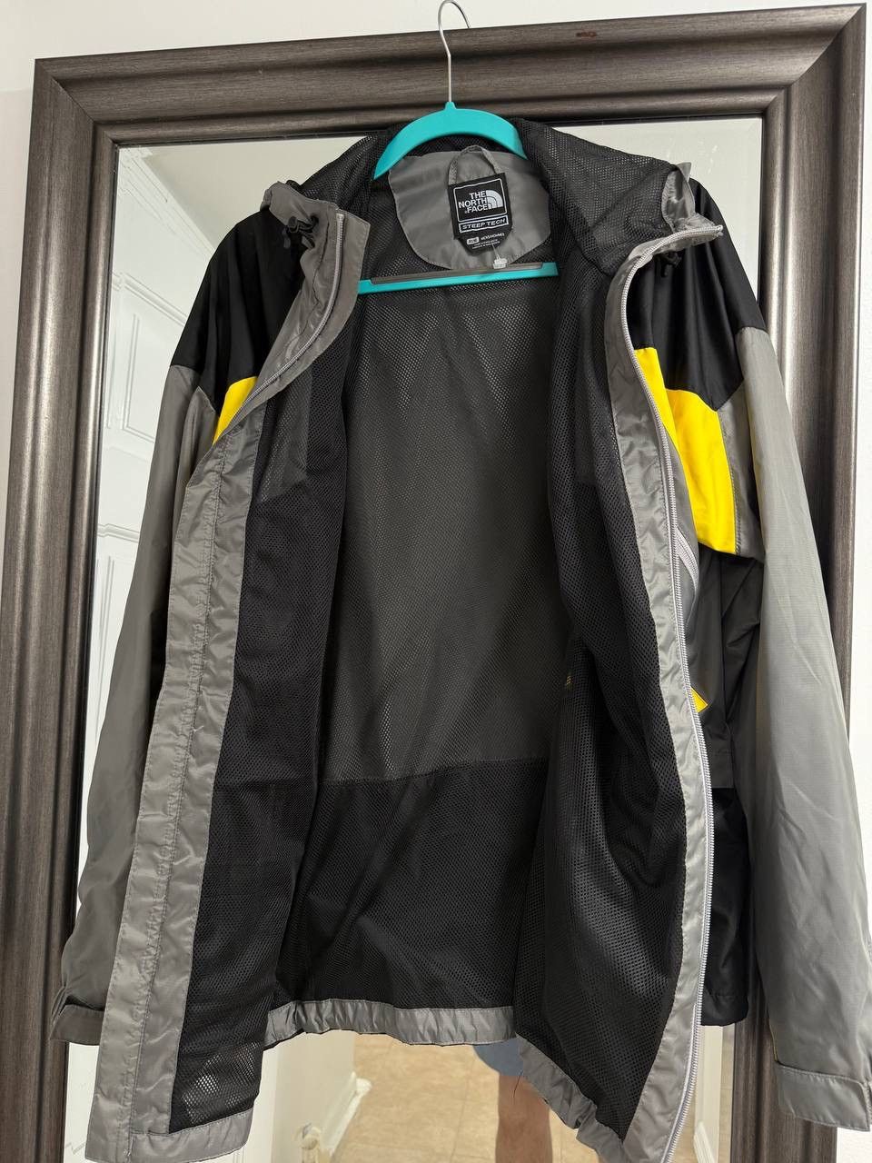 The North Face The North Face Step Tech Nylon Jacket with hood yellow black Size US M / EU 48-50 / 2 - 8 Thumbnail