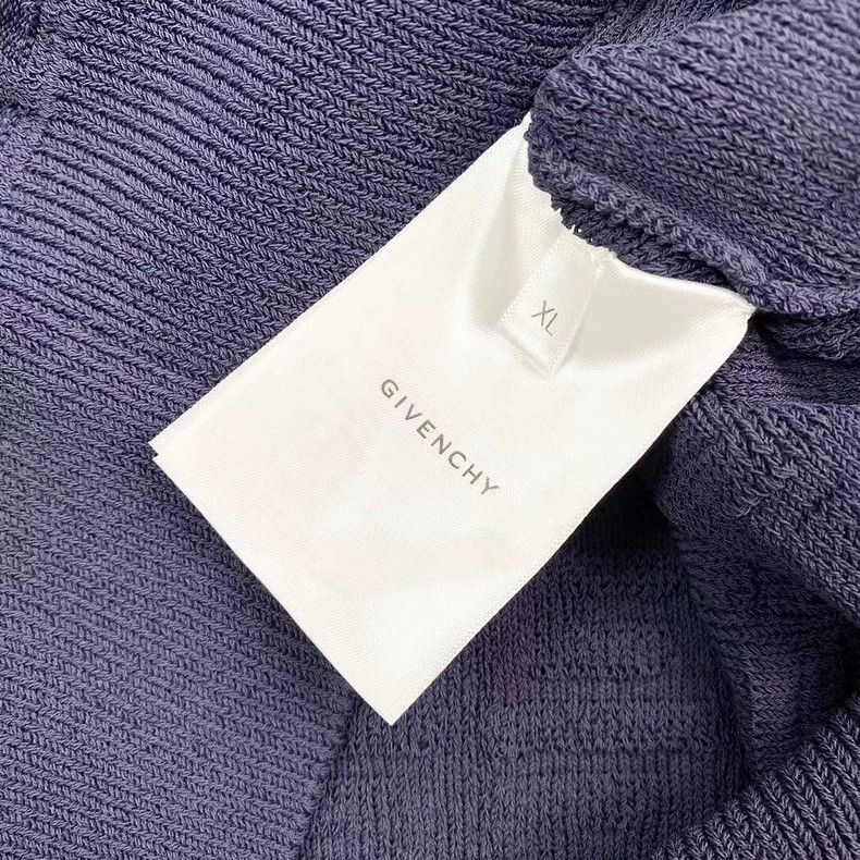 Givenchy Givenchy Embossed Logo All-Over Print Sweater 2506-Nextarro Size US XL / EU 56 / 4 - 4 Thumbnail