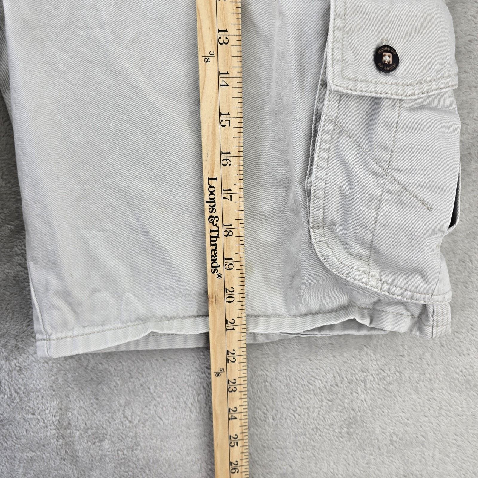 Hurley Vintage Hurley Shorts Men 33x10 Ivory Cargo Skater Y2K Surf Size US 33 - 14 Thumbnail