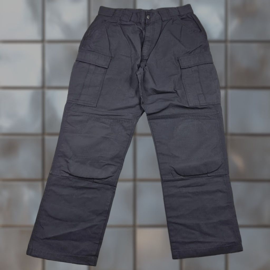 Vintage **5.11 Tactical Series Mens Pants Black Cargo Workwear Ripstop** User: **5.11 Tactical Series Mens Black Cargo Pants Ripstop** Size US 35 - 1 Thumbnail