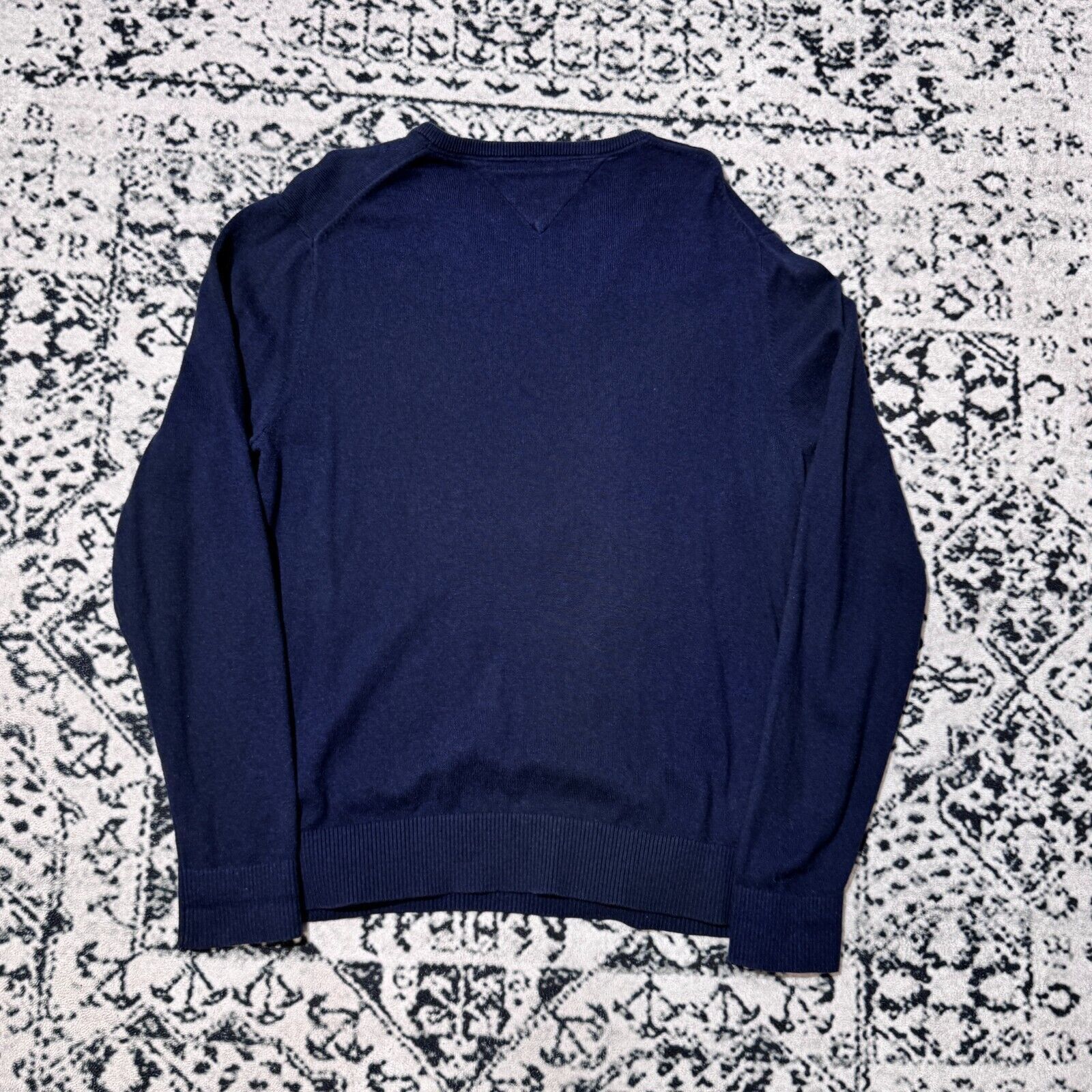 Tommy Hilfiger × Vintage Vintage Tommy Hilfiger Navy Blue Cotton Crewneck Size L Size US L / EU 52-54 / 3 - 14 Thumbnail