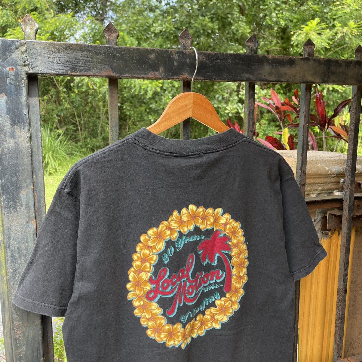 Other 🔥Vintage 90s Local Motion Big Logo Surf Skate Tee Size US L / EU 52-54 / 3 - 4 Thumbnail